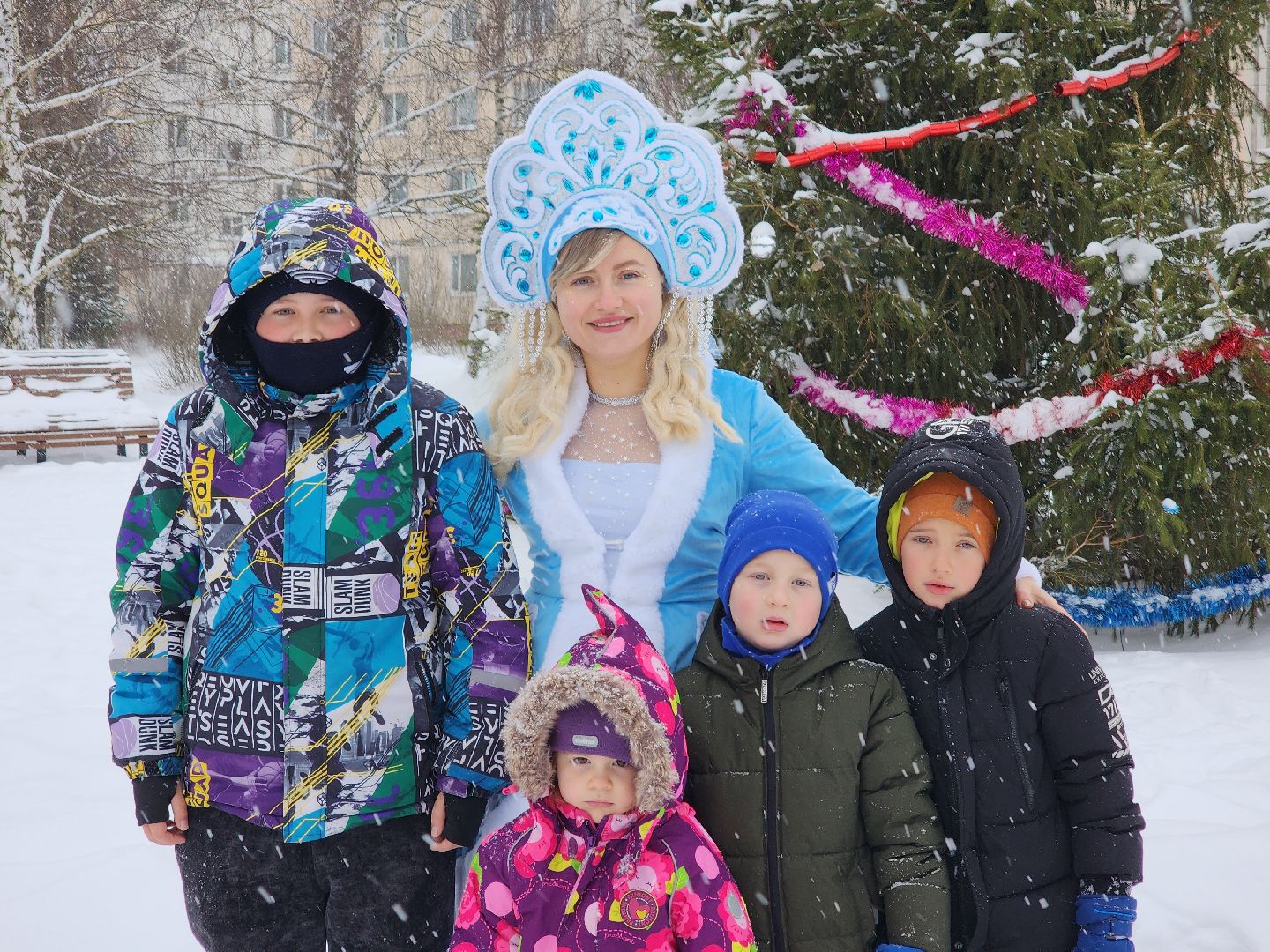 Снегурочка, зима в подмосковье, Колюбакино, зима в рузе, аниматоры, руза, рузский городской округ, вертикалки,