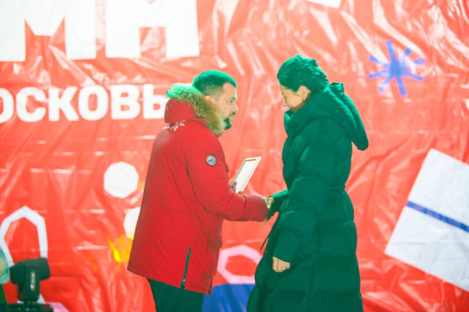 шатура, новыйгод, новый 2025 год, праздник, Новогодняя витрина, город, вертикалки