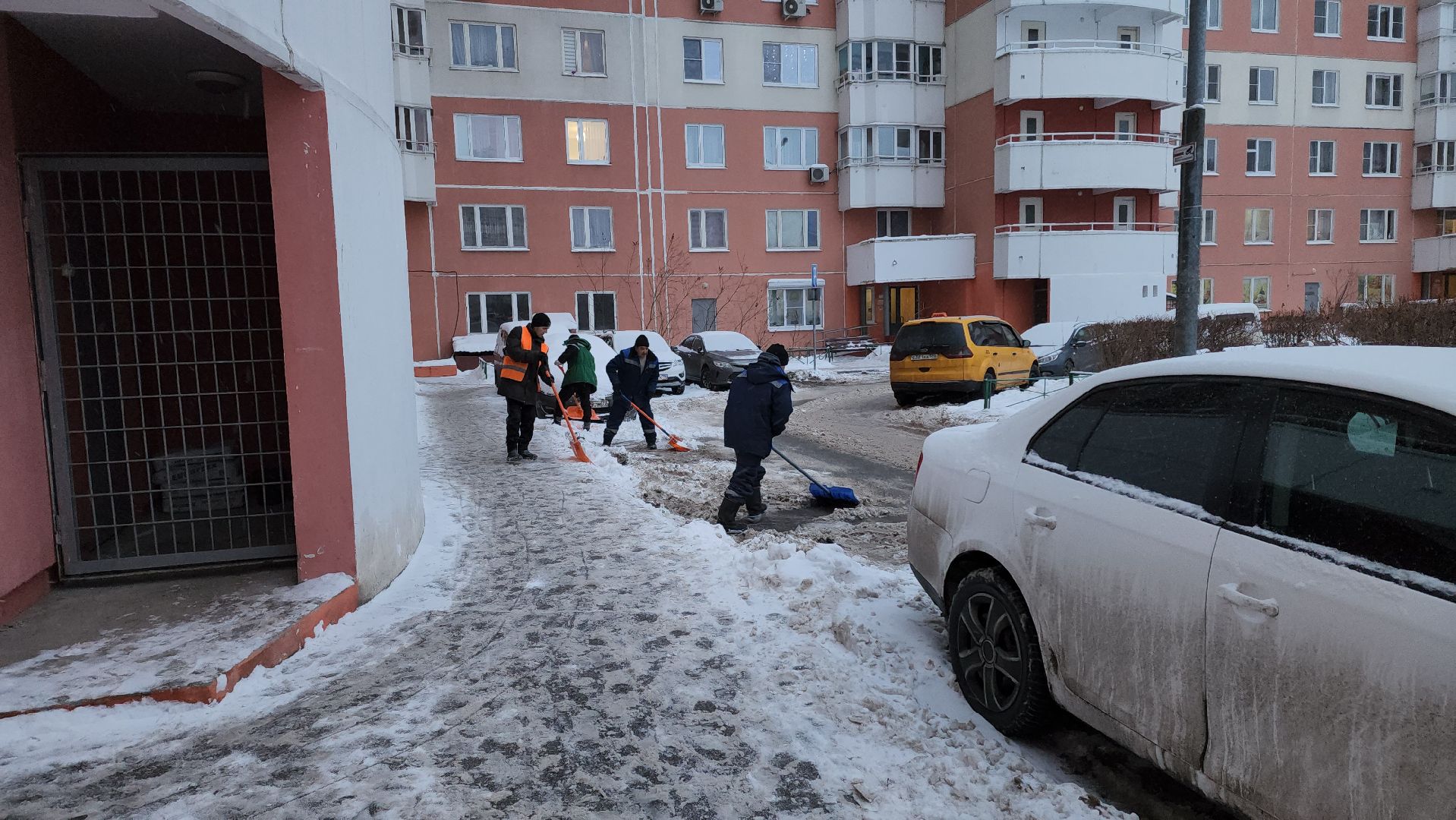 снег, уборка, уборка снега, снег и наледь, снегопад, вертикалки,