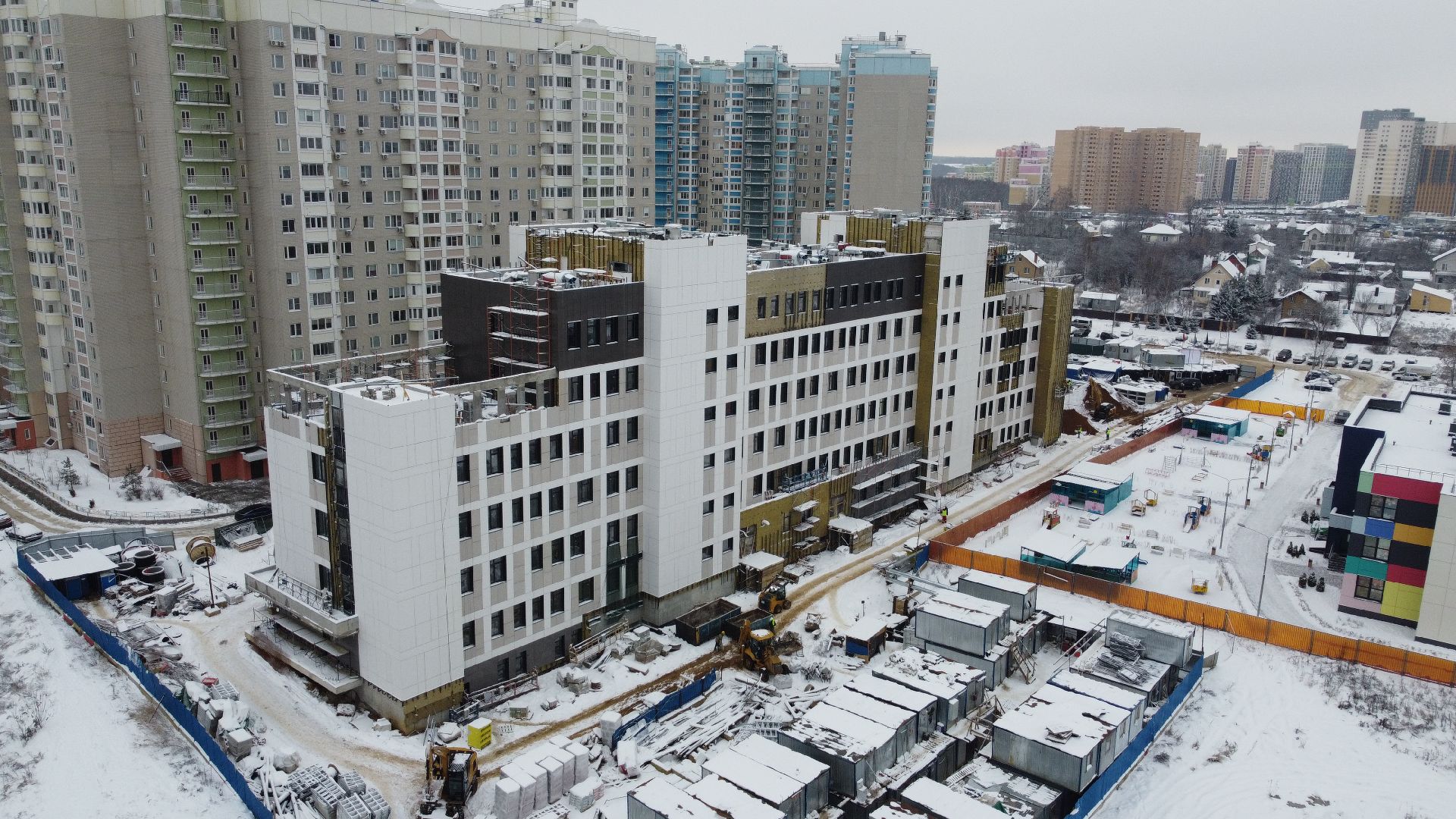 видео с коптера, строительство, поликлиника, ленинский городской округ,