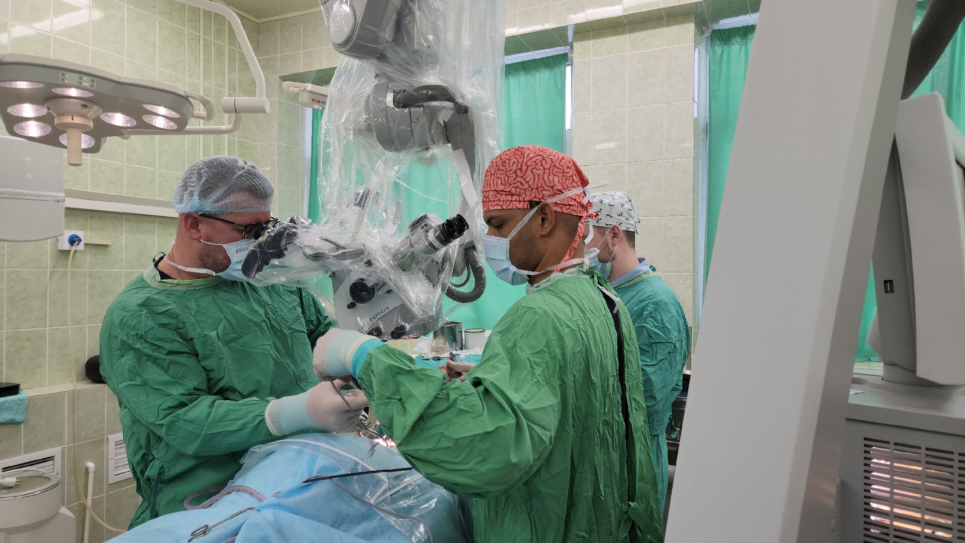 подольск, покб, нейрохирургия, врачи московской области,