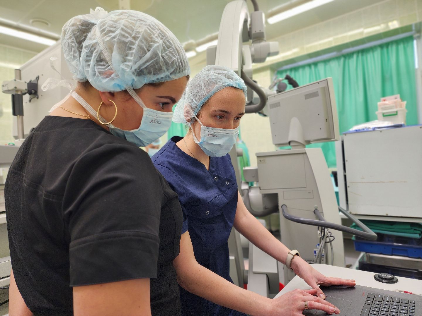 подольск, покб, нейрохирургия, врачи московской области,