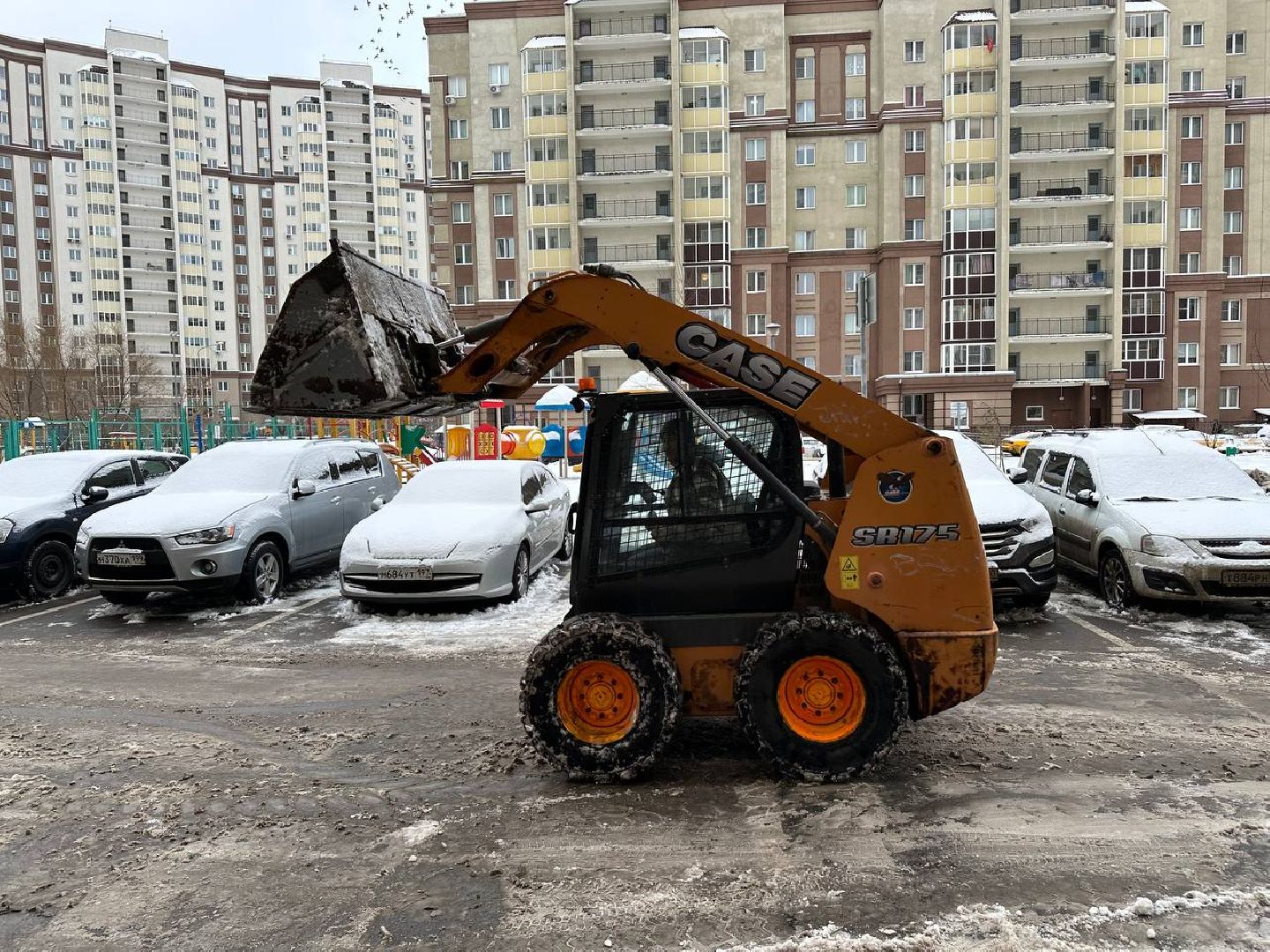 снегопад, уборка снега, коммунальная служба,