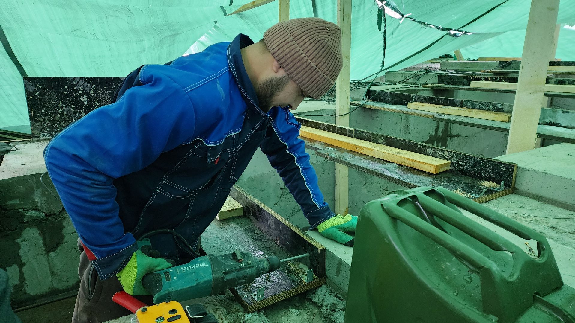 лобня, реставрация, мемориал, вертикалки,