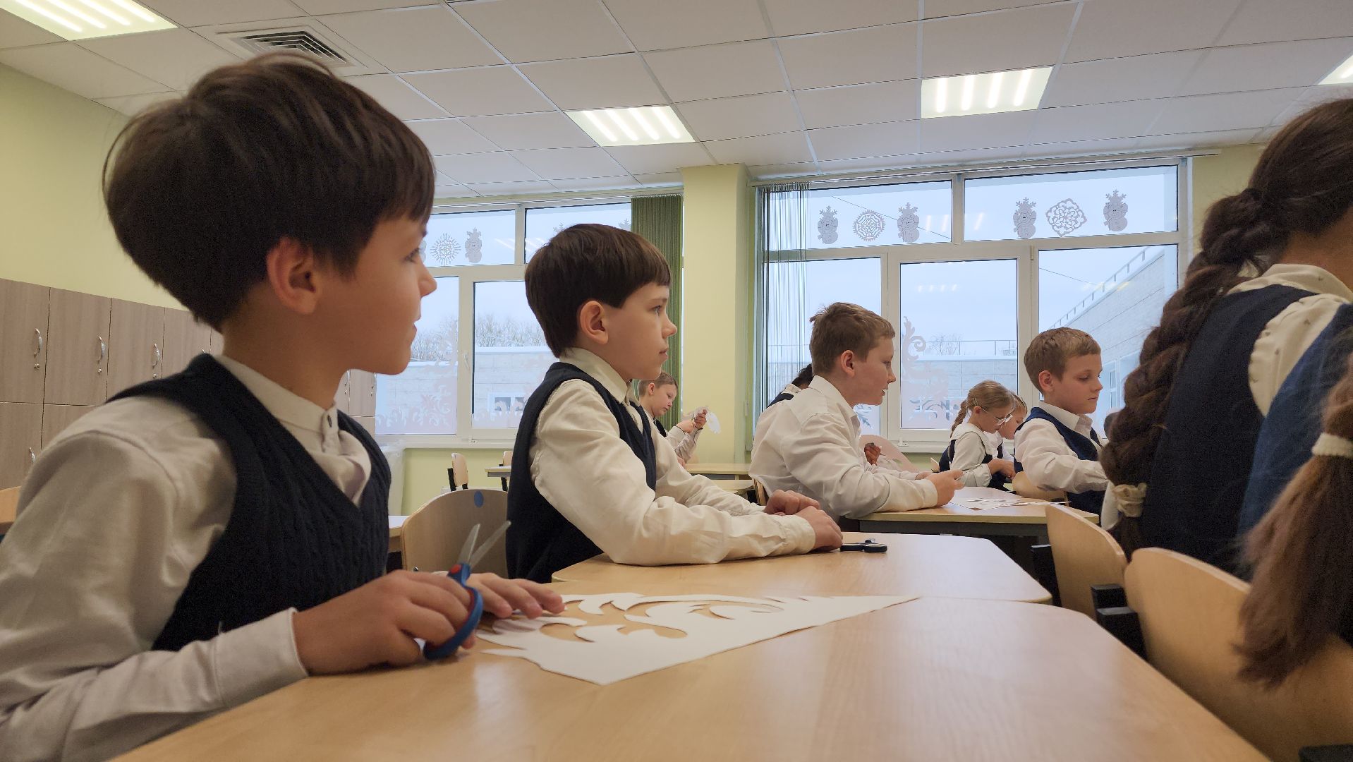 новогоднее оформление, украшения к новому году, Лобня, вертикалки,