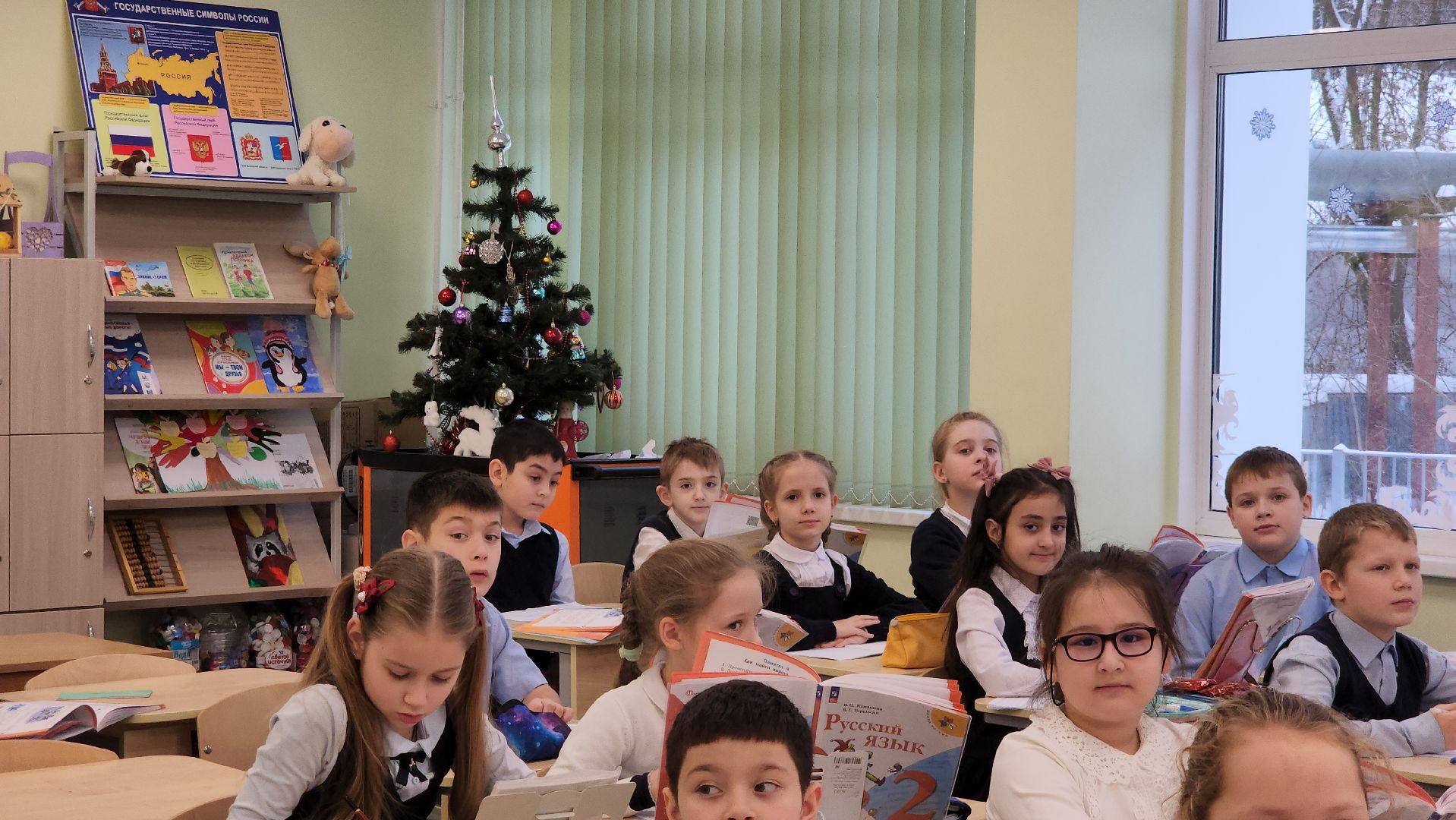 новогоднее оформление, украшения к новому году, Лобня, вертикалки,