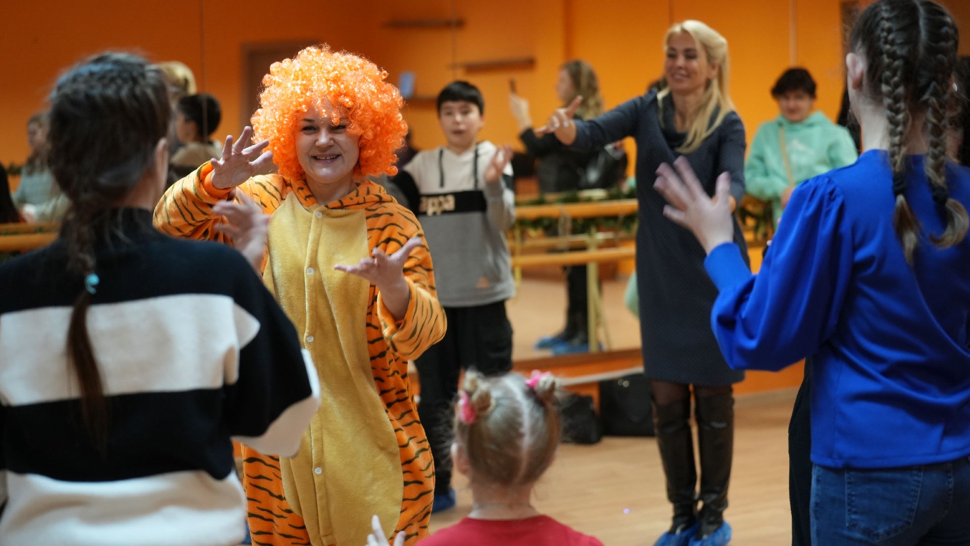 вертикалка, спектакль, благотворительный фонд,