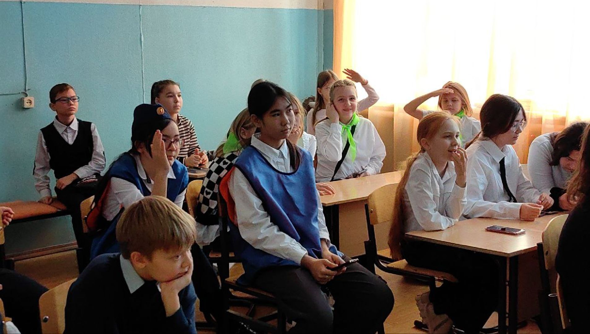 школа, Юные инспекторы движения, Регулировщик, Дорожная головоломка, первая помощь, красный крест, вертикалки