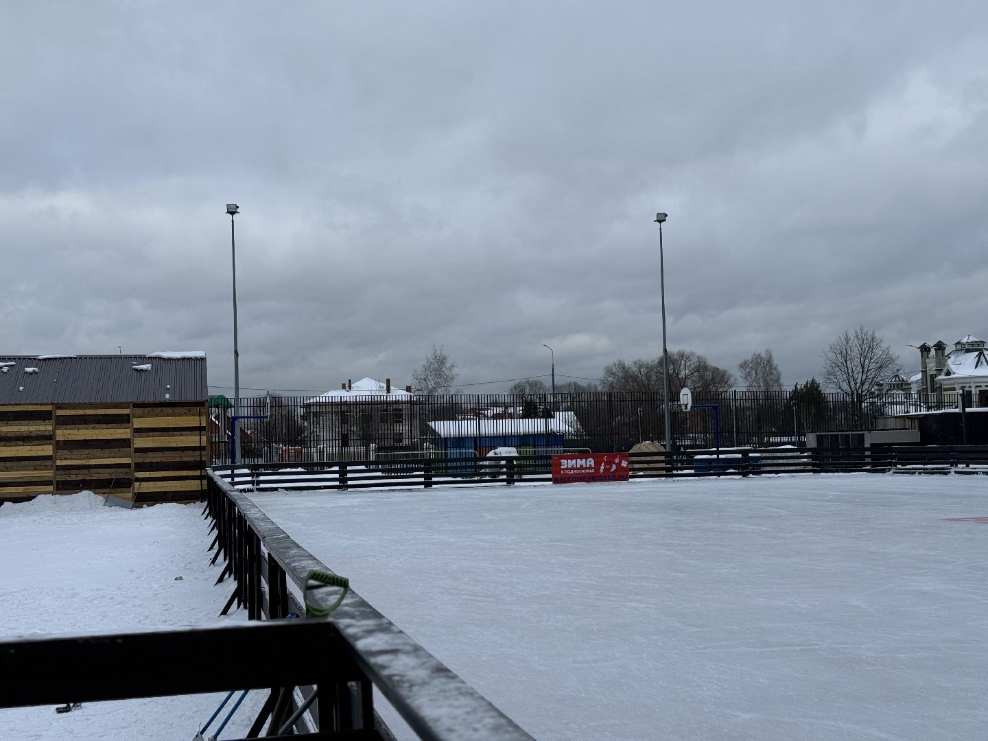 каток с искусственным льдом, каток в поселке мисайлово, Гала-шоу Ильи Авербуха, Фигурное катание,