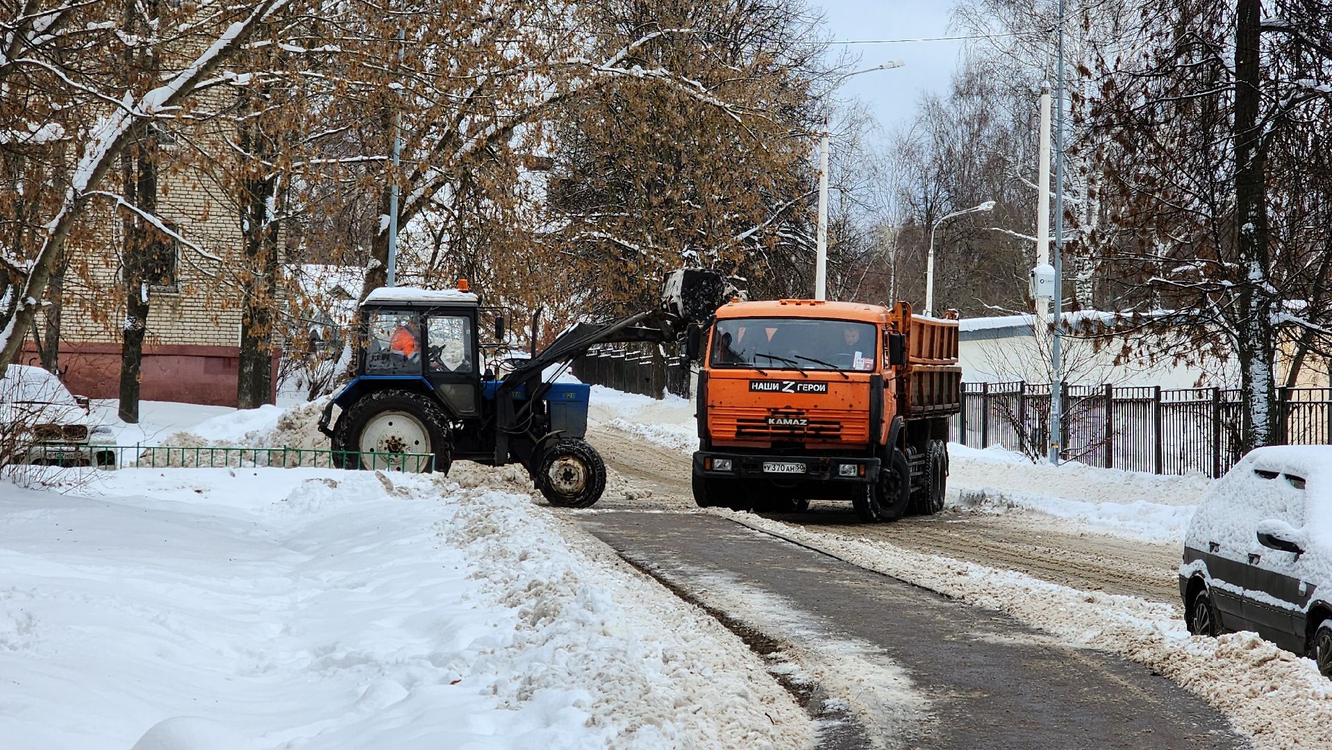уборка снега и наледи, дворовые территории, истра, вывоз снега, вертикалки,