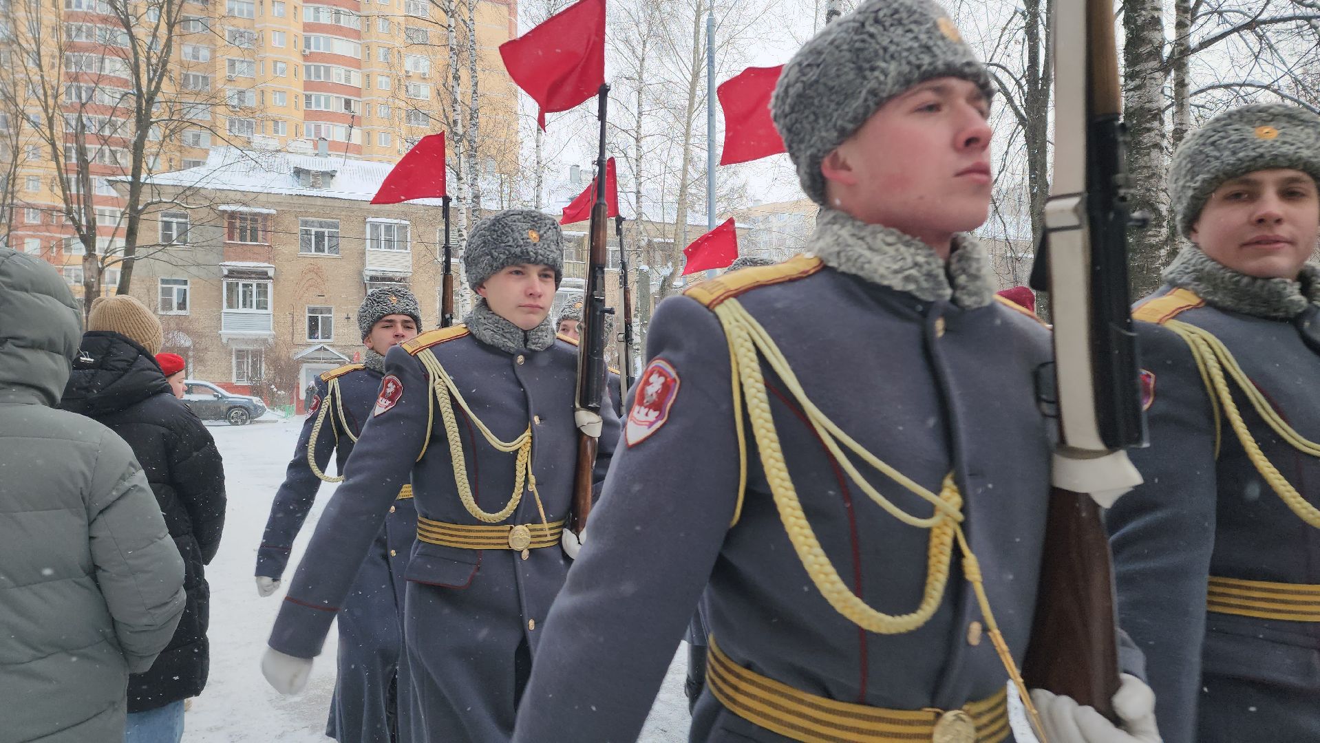 Мемориал, мемориальная доска, память, памяти бойцов сво, спецоперация,