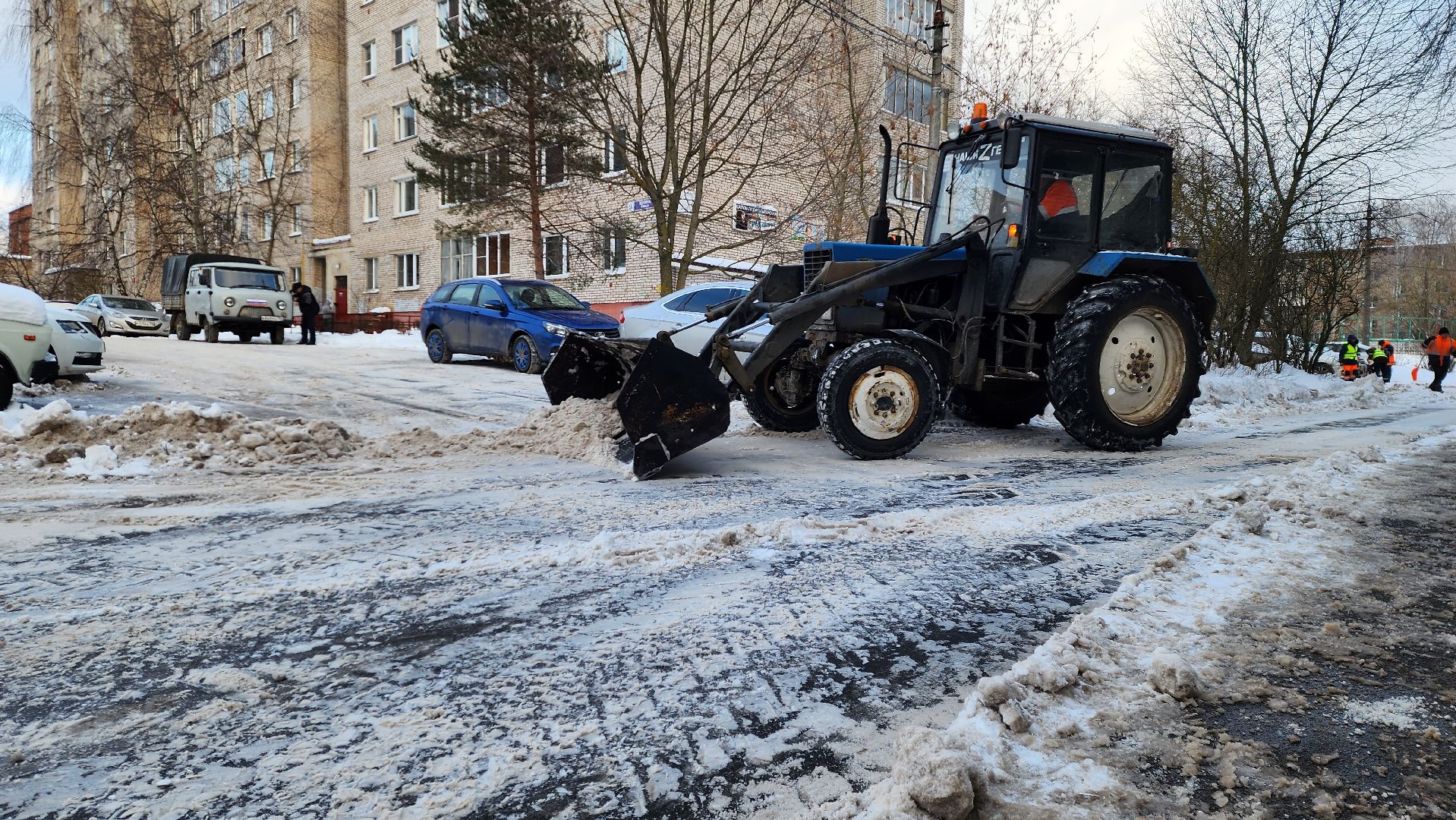 уборка снега и наледи, дворы, истра, вывоз снега, вертикалки,