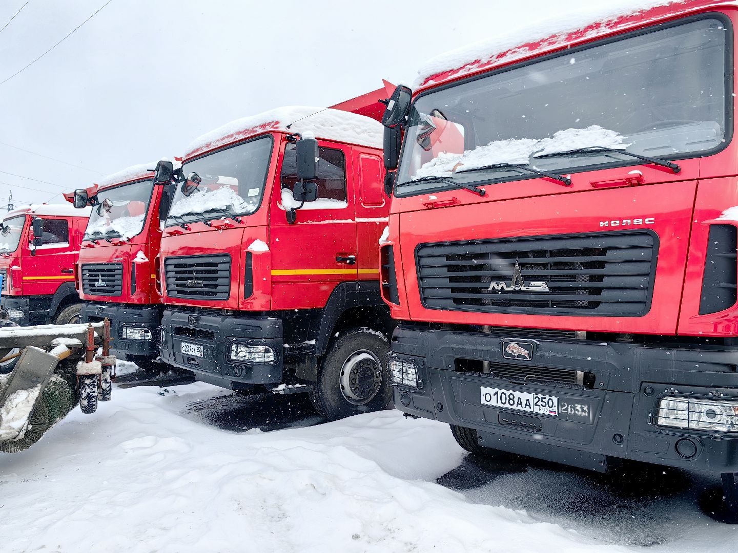 самосвал, техника, автопарк, снег, погрузчики, вертикалки