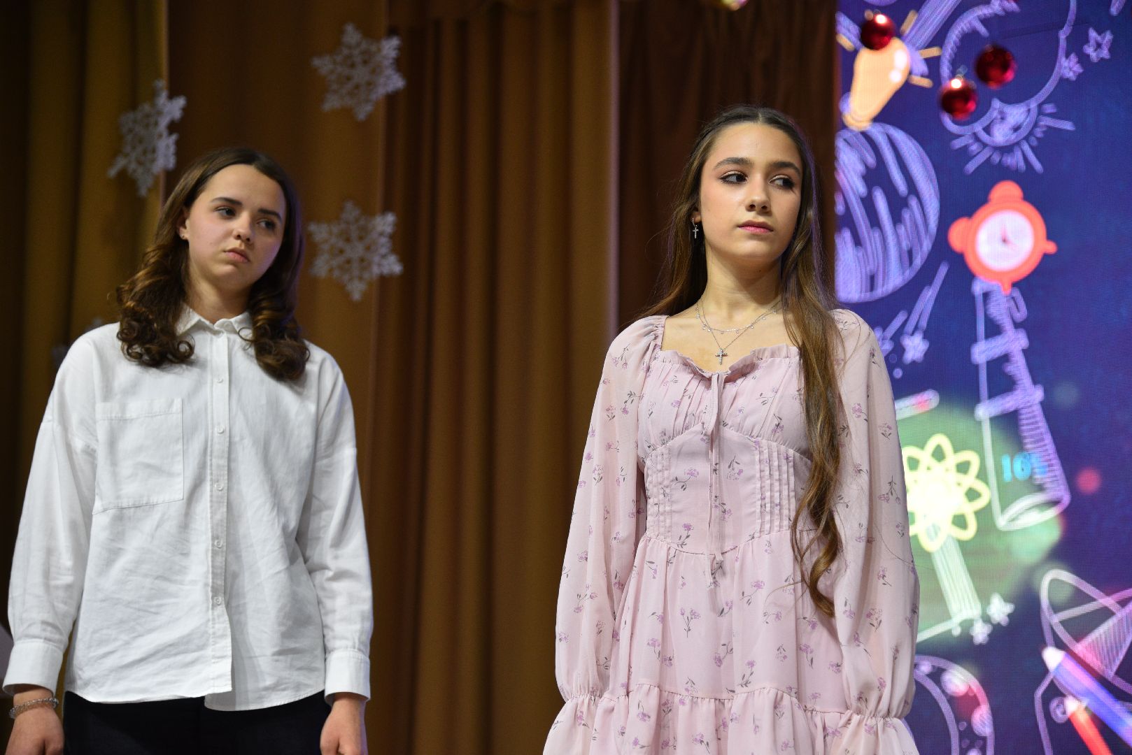 лотошино, лотошинский цдк, ученик года, образование, конкурс,