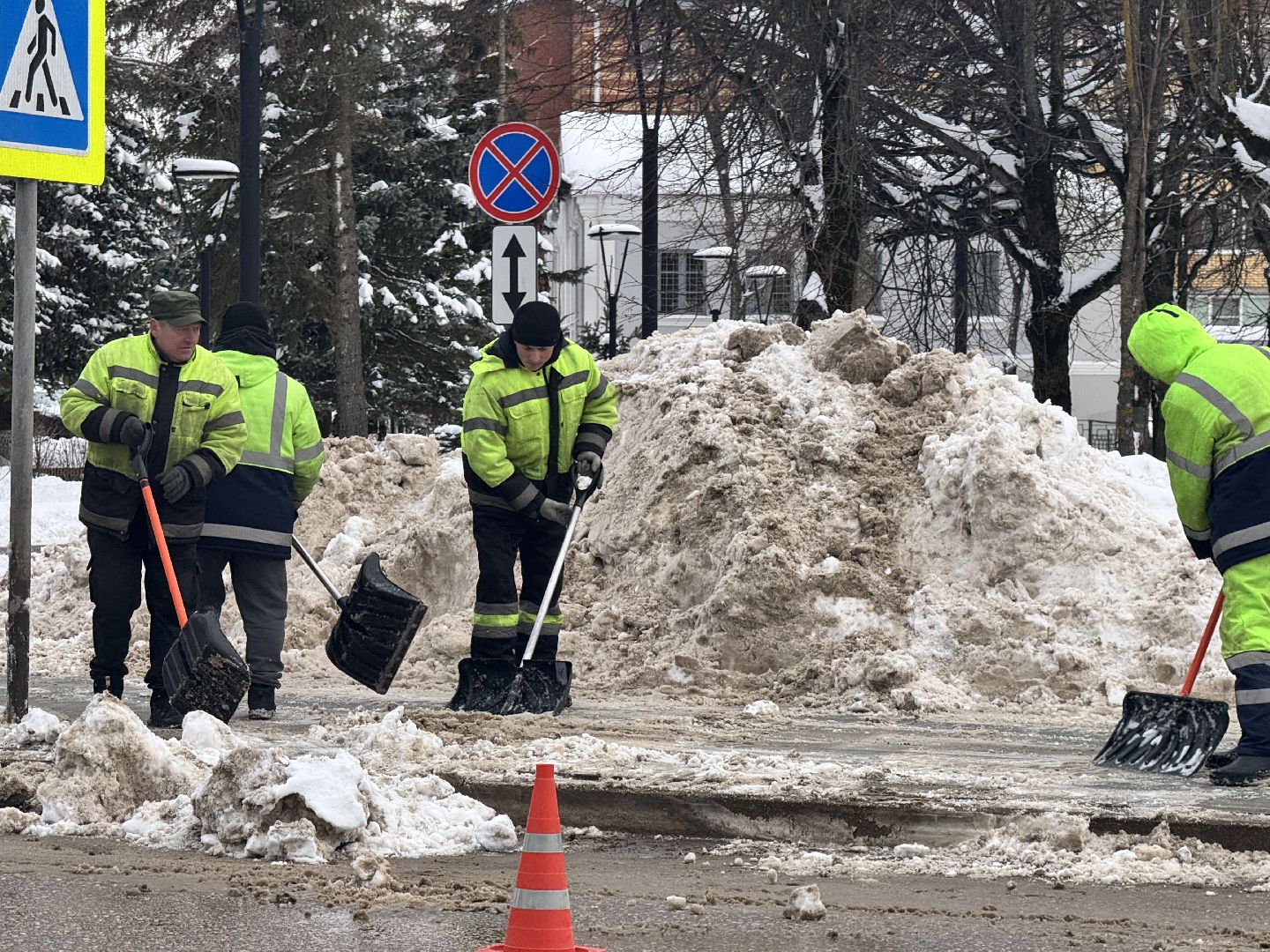 шаховская, уборка снега, уборка снега и наледи, вертикалки,