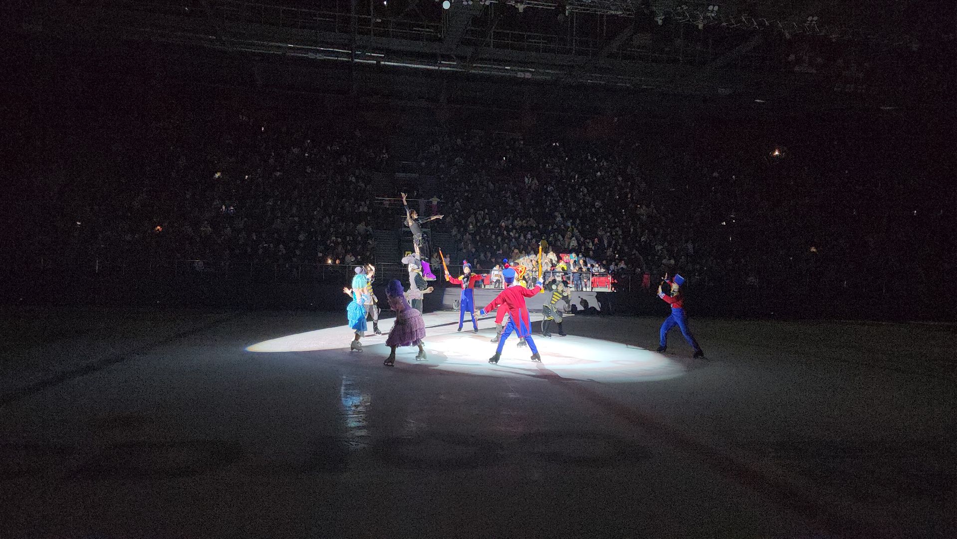 лед, фигурное катание, ледовое шоу, ледовое шоу авербуха, ледовое шоу ильи авербуха, щелкунчик, щелкунчик и мышиный король, арена балашиха, вертикалки,