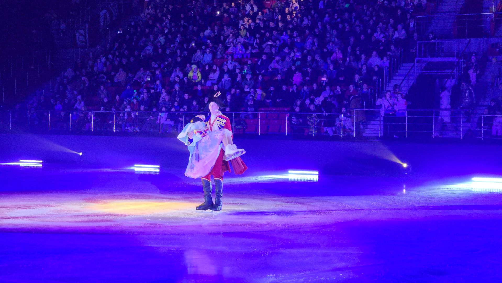 лед, фигурное катание, ледовое шоу, ледовое шоу авербуха, ледовое шоу ильи авербуха, щелкунчик, щелкунчик и мышиный король, арена балашиха, вертикалки,