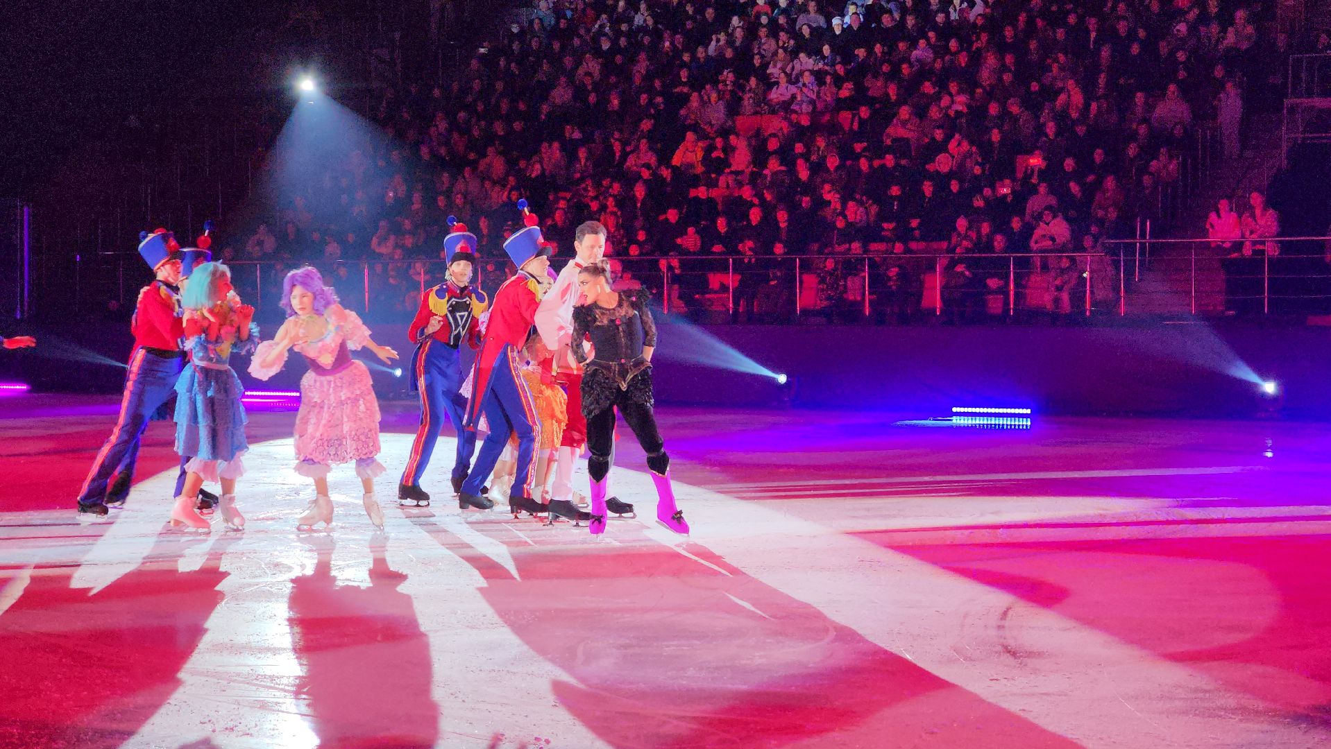 лед, фигурное катание, ледовое шоу, ледовое шоу авербуха, ледовое шоу ильи авербуха, щелкунчик, щелкунчик и мышиный король, арена балашиха, вертикалки,