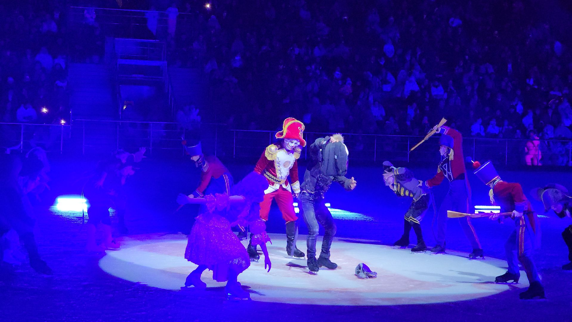 лед, фигурное катание, ледовое шоу, ледовое шоу авербуха, ледовое шоу ильи авербуха, щелкунчик, щелкунчик и мышиный король, арена балашиха, вертикалки,