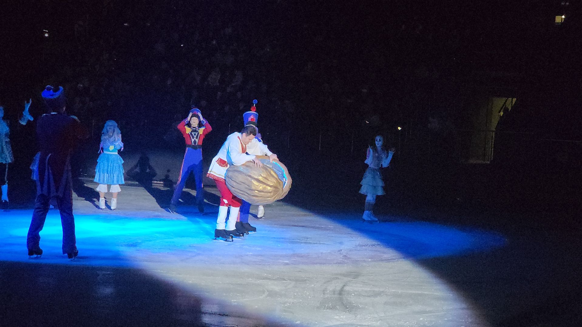 лед, фигурное катание, ледовое шоу, ледовое шоу авербуха, ледовое шоу ильи авербуха, щелкунчик, щелкунчик и мышиный король, арена балашиха, вертикалки,