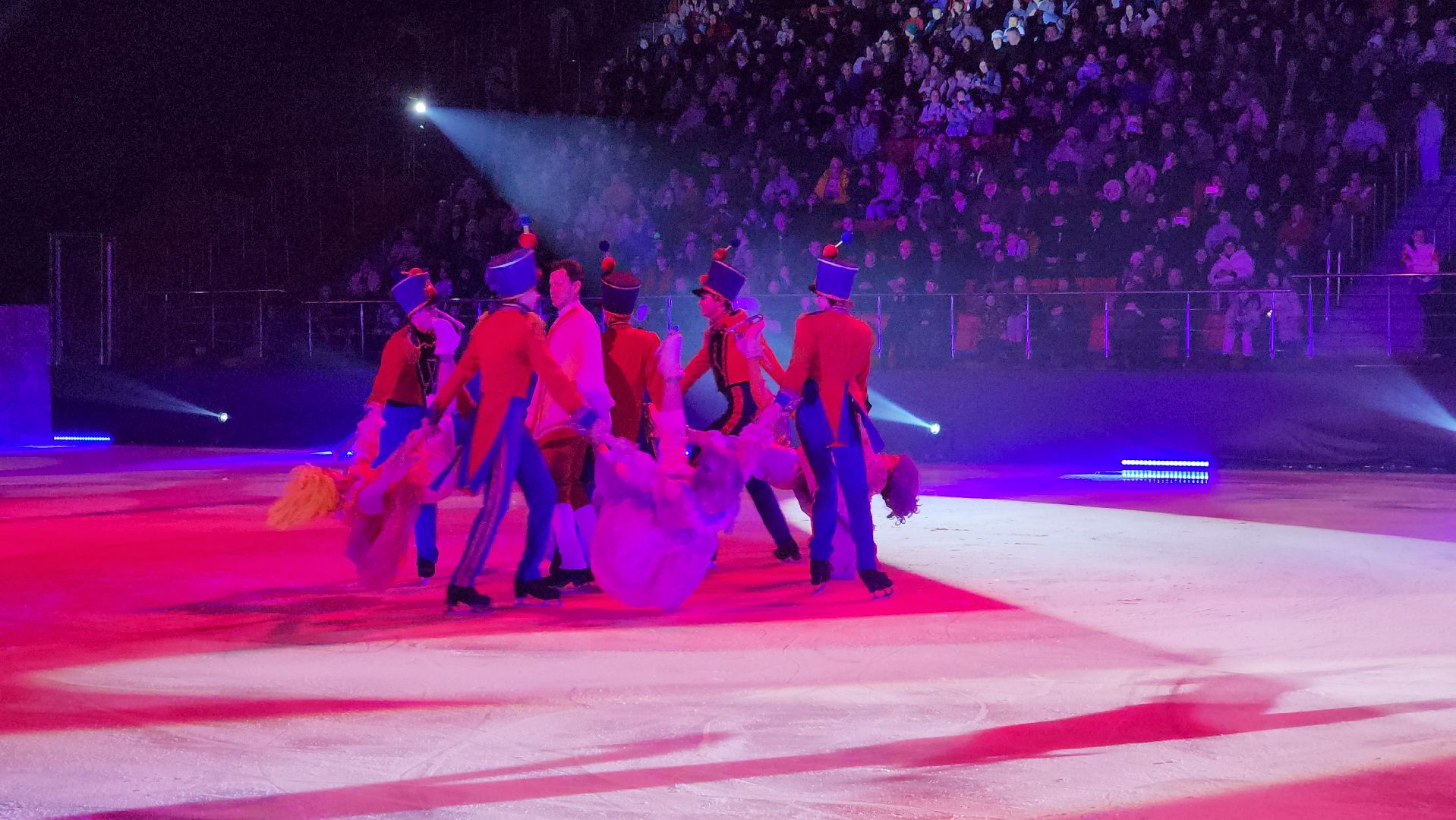 лед, фигурное катание, ледовое шоу, ледовое шоу авербуха, ледовое шоу ильи авербуха, щелкунчик, щелкунчик и мышиный король, арена балашиха, вертикалки,