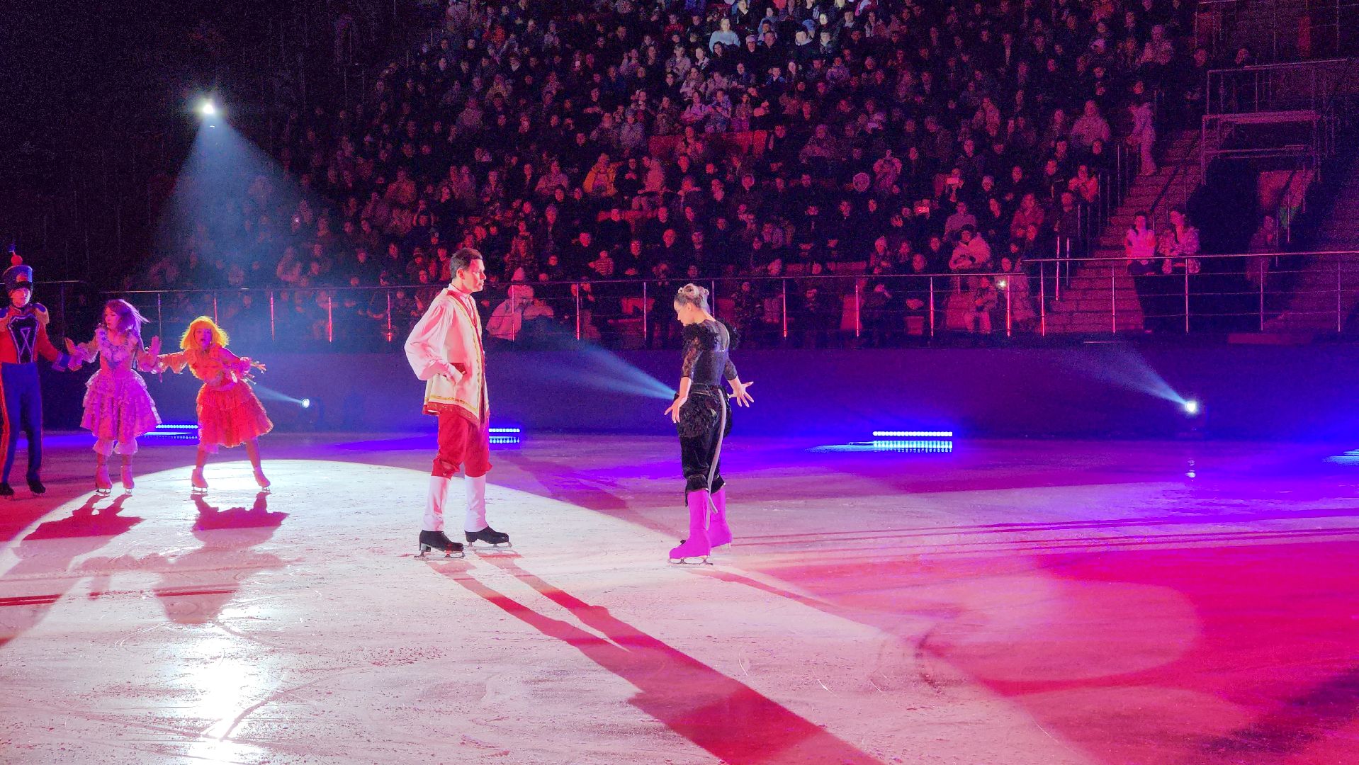 лед, фигурное катание, ледовое шоу, ледовое шоу авербуха, ледовое шоу ильи авербуха, щелкунчик, щелкунчик и мышиный король, арена балашиха, вертикалки,