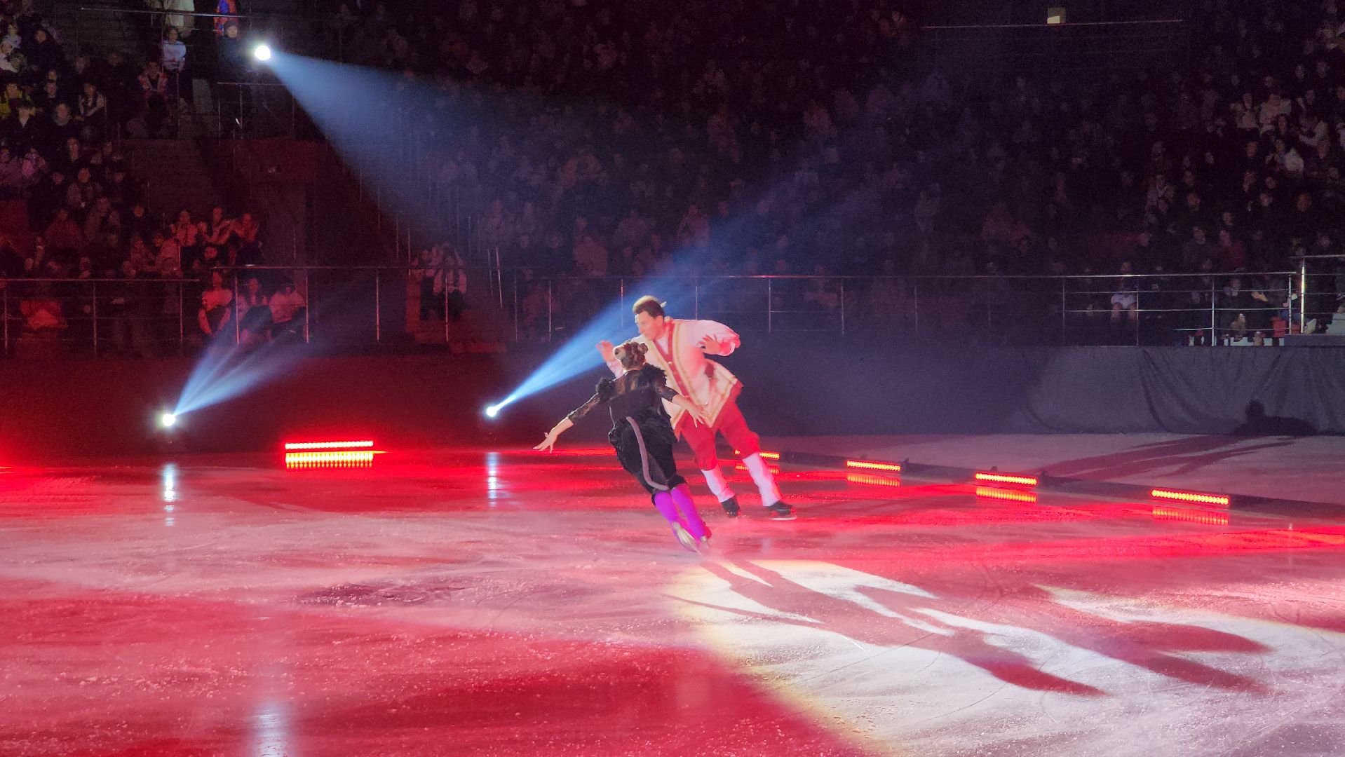 лед, фигурное катание, ледовое шоу, ледовое шоу авербуха, ледовое шоу ильи авербуха, щелкунчик, щелкунчик и мышиный король, арена балашиха, вертикалки,