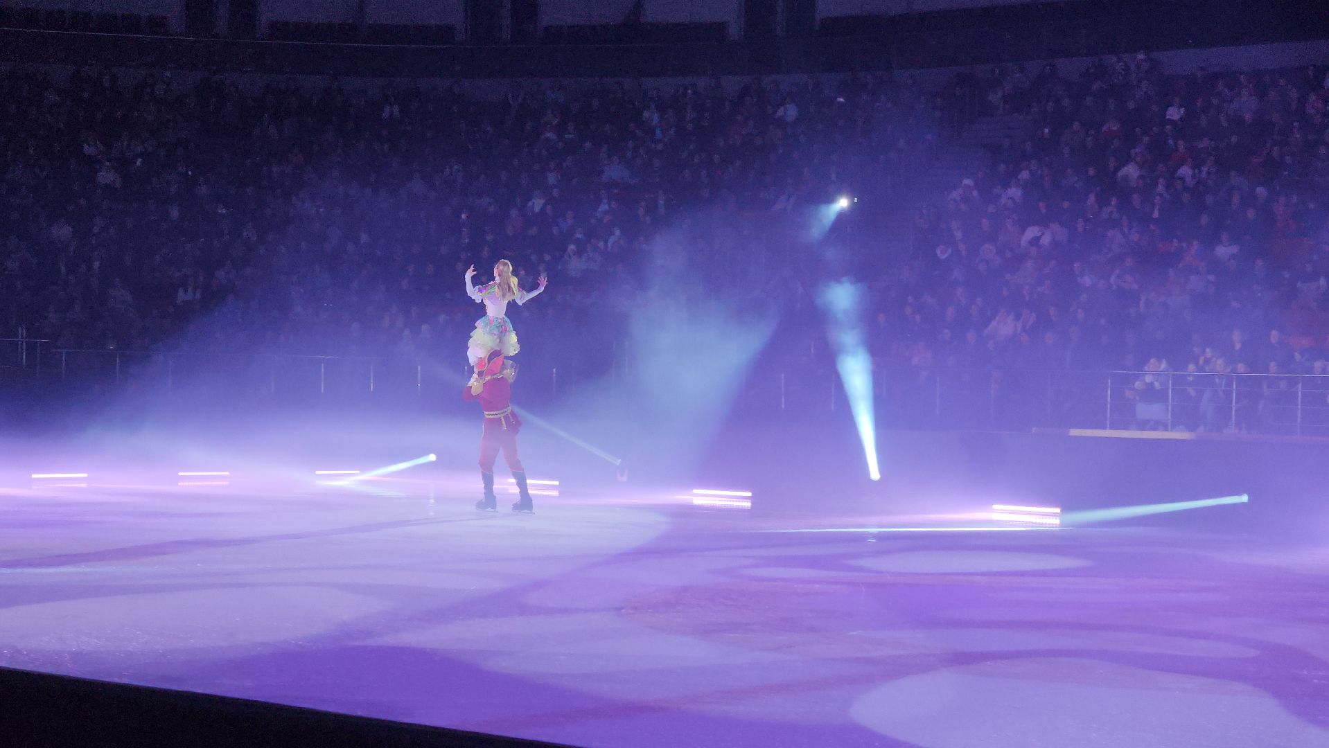 лед, фигурное катание, ледовое шоу, ледовое шоу авербуха, ледовое шоу ильи авербуха, щелкунчик, щелкунчик и мышиный король, арена балашиха, вертикалки,