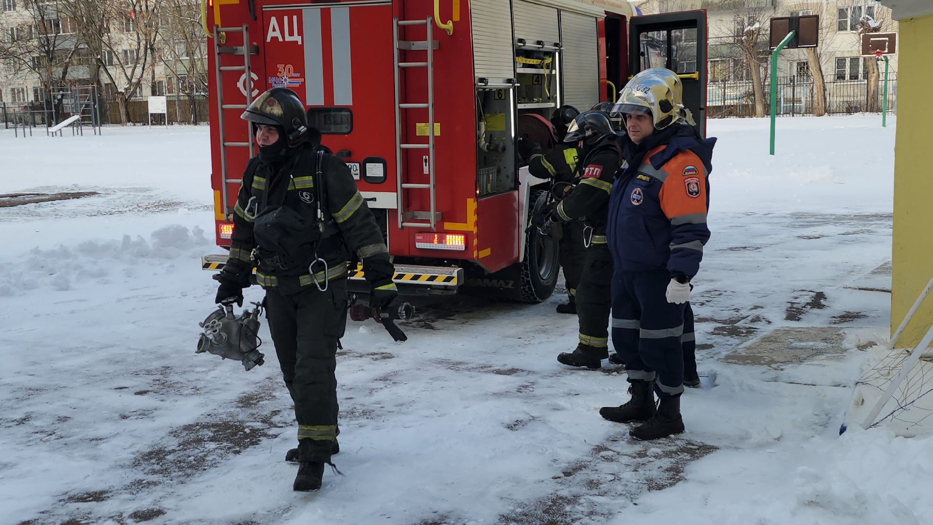 серпухов, школа 5, улица чернышевского, мчс, пожарные, учебная тревога,