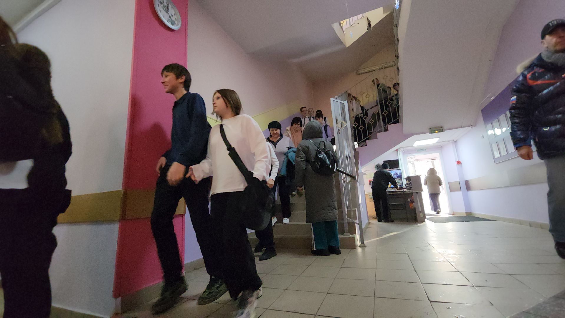 серпухов, школа 5, улица чернышевского, мчс, пожарные, учебная тревога,