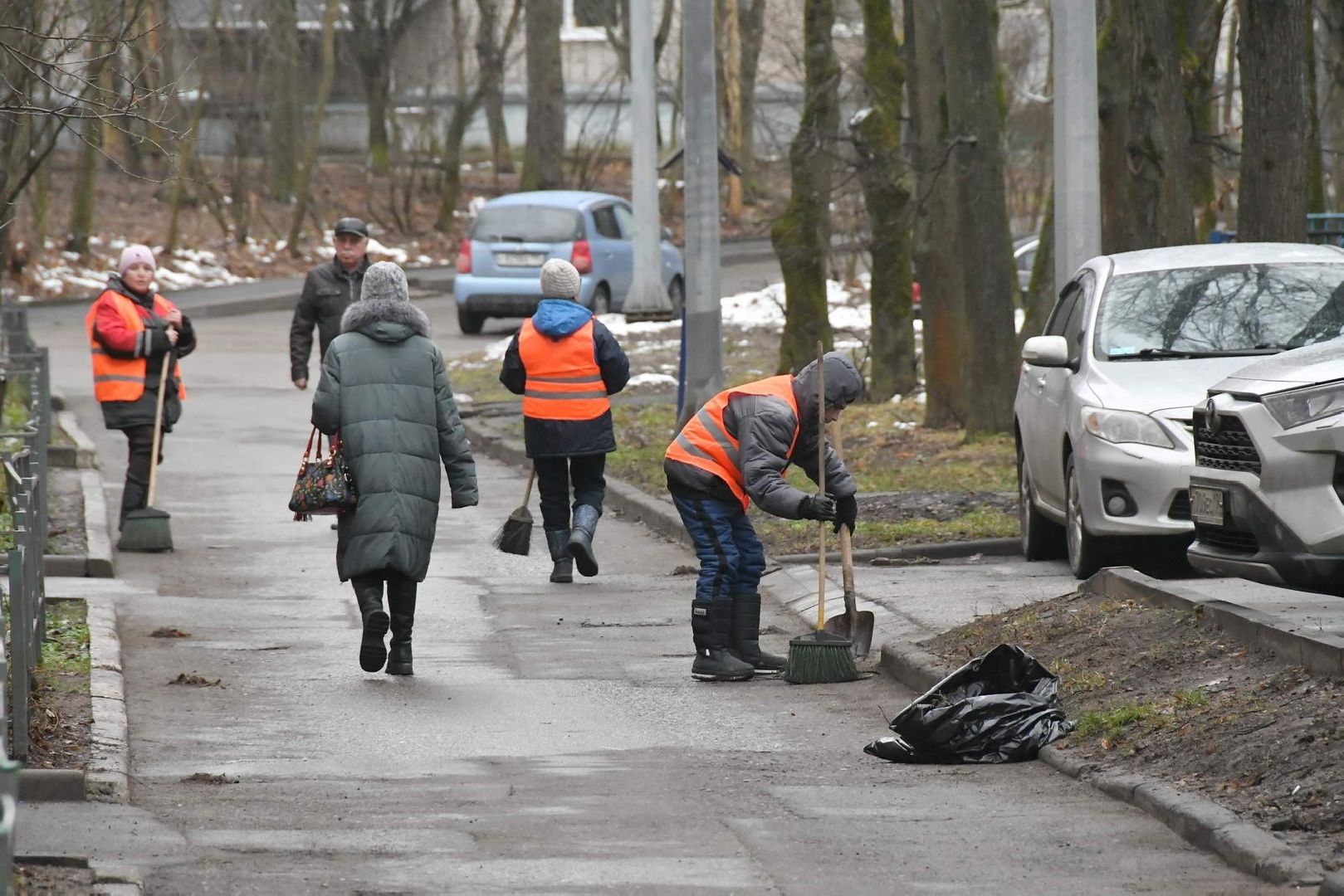 власиха тополек, власиха школьный, содержание территории, уборка дорог и парковок, уборка территории,