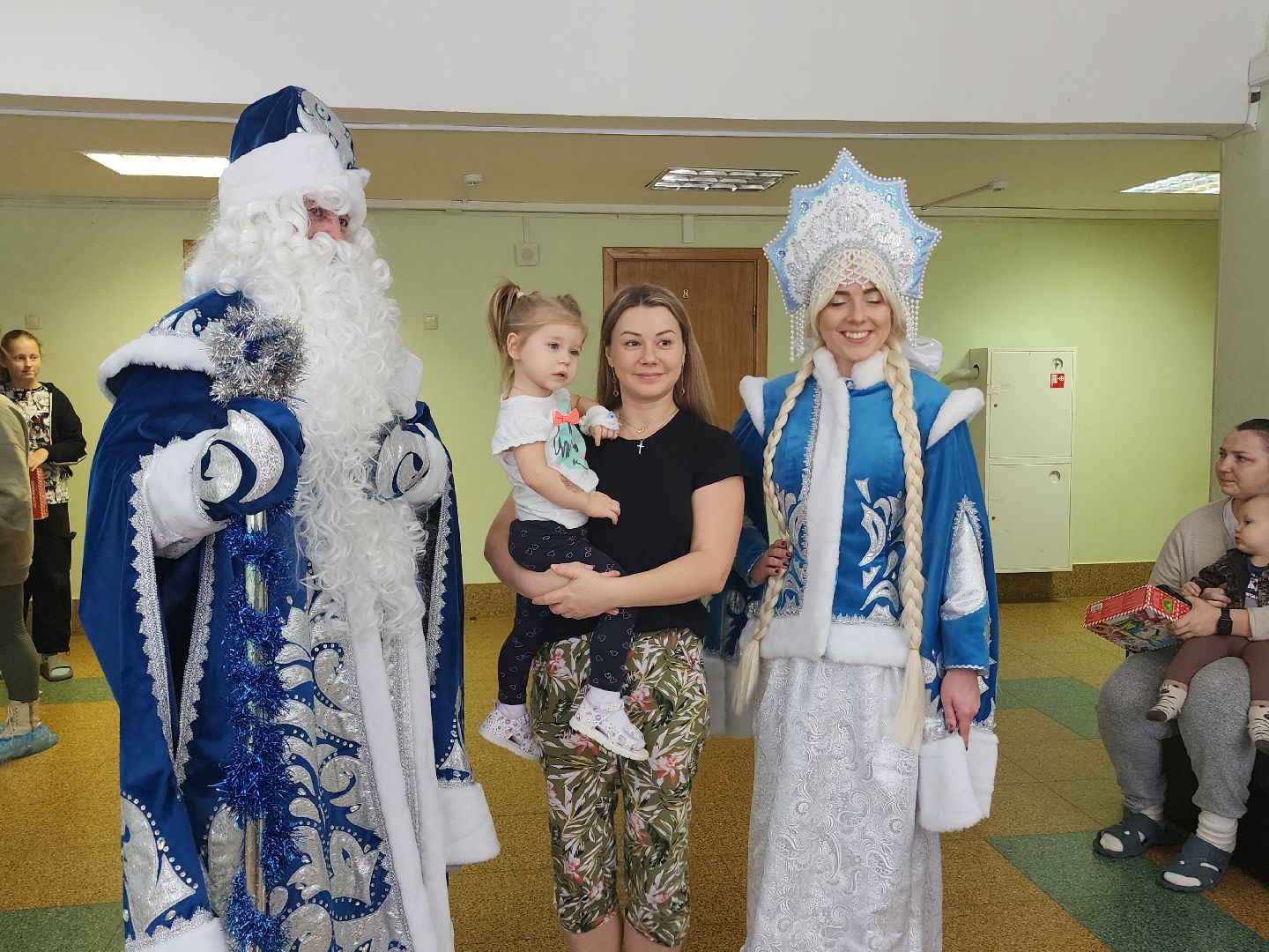 новый год, дед мороз и снегурочка, праздник для детей, вертикалки,