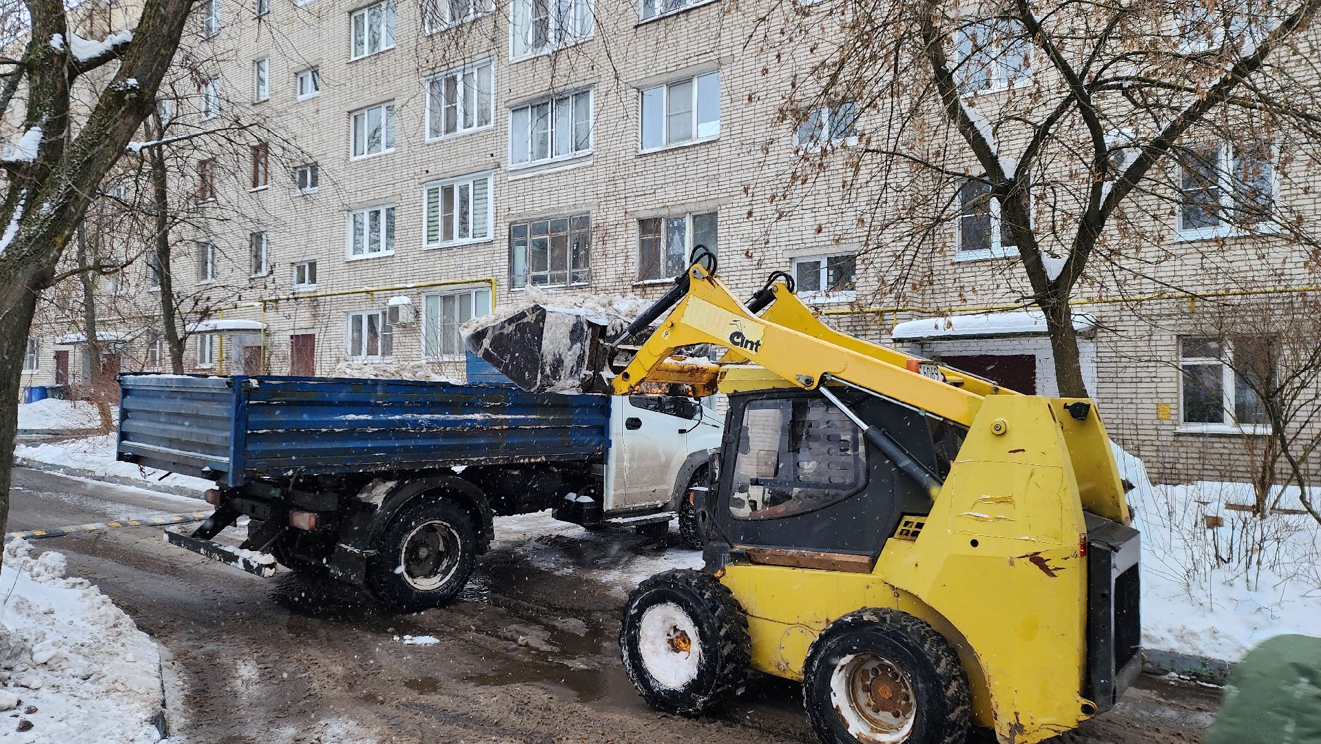 вывоз снега, уборка снега и наледи, истра, вертикалки,