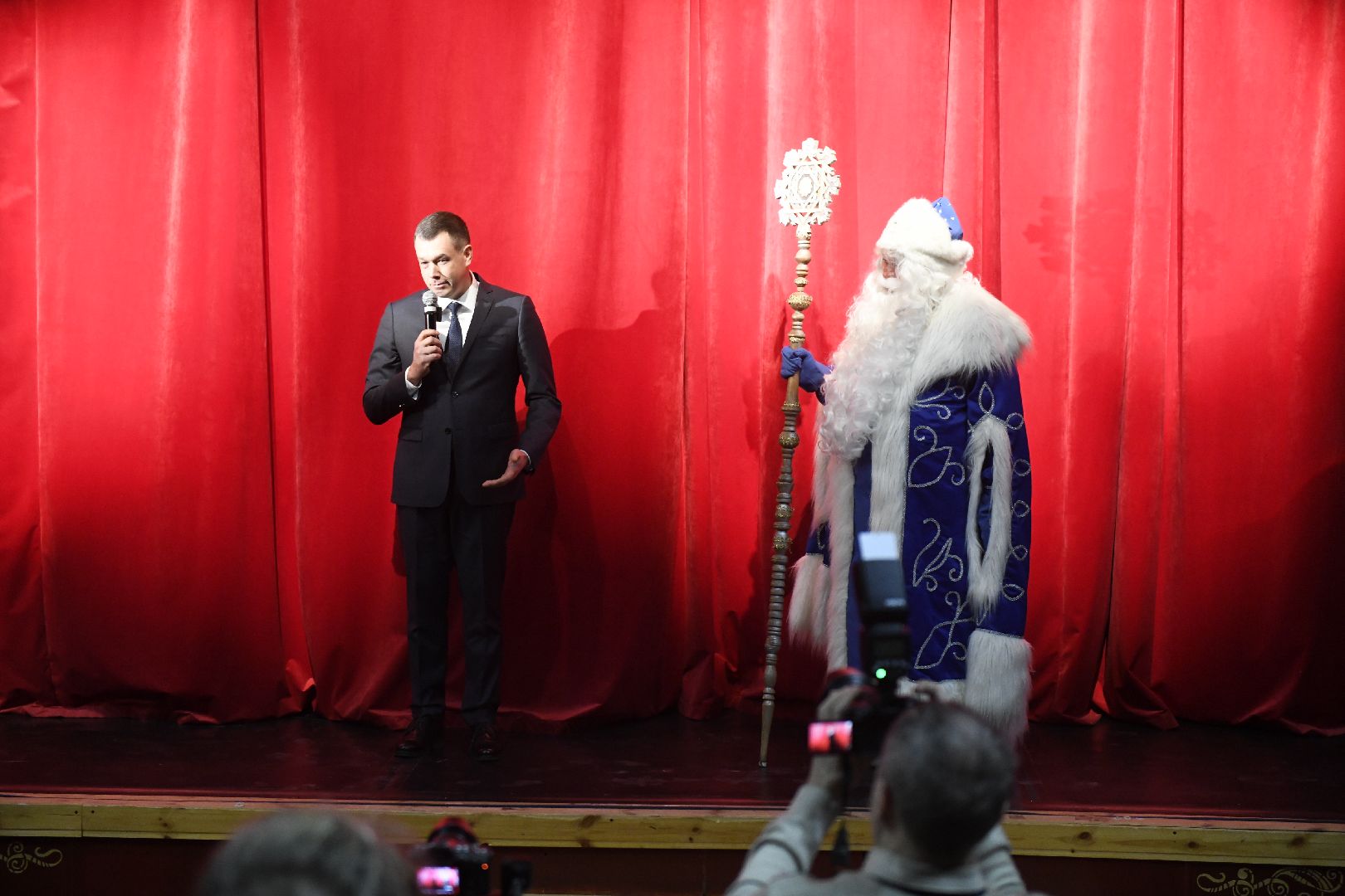 лыткарино, общество, новый год, новогодняя елка, вертикалки,