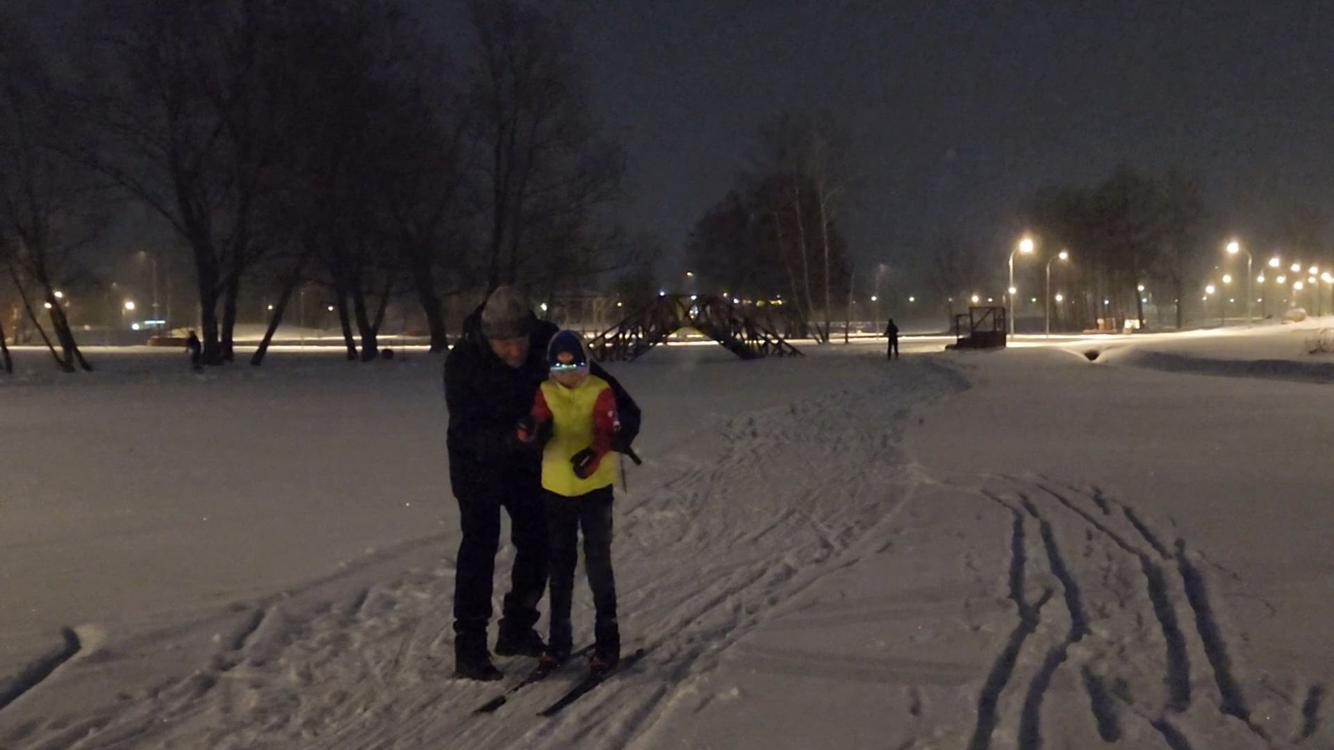 Бронницы, Парк Бронницкий луг, Катание на лыжах, Лыжная трасса в Бронницах,