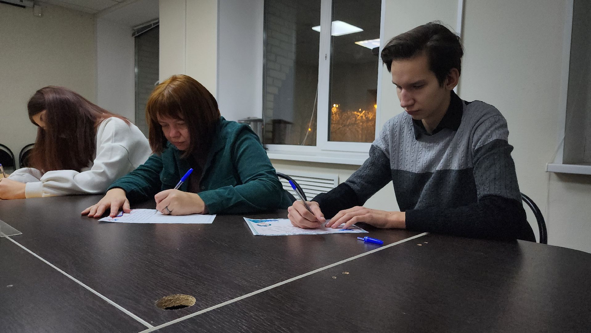 Новый год в каждый дом, волонтерский клуб, молодежный центр Юность, Ногинск, Богородский городской округ, вертикалка