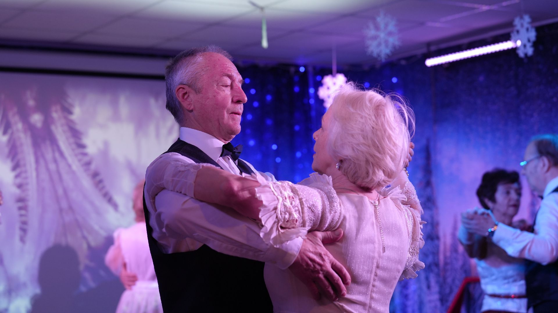 вертикалка, активное долголетие, вальс,