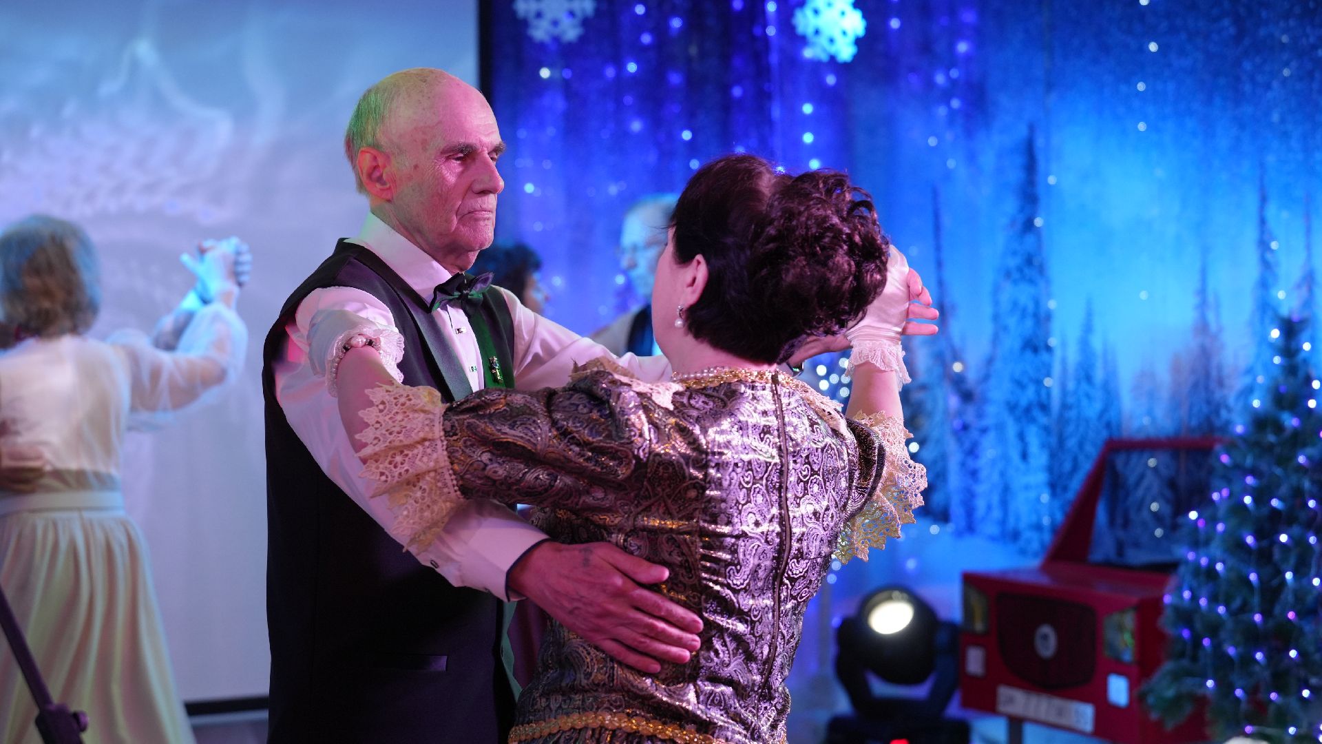 вертикалка, активное долголетие, вальс,