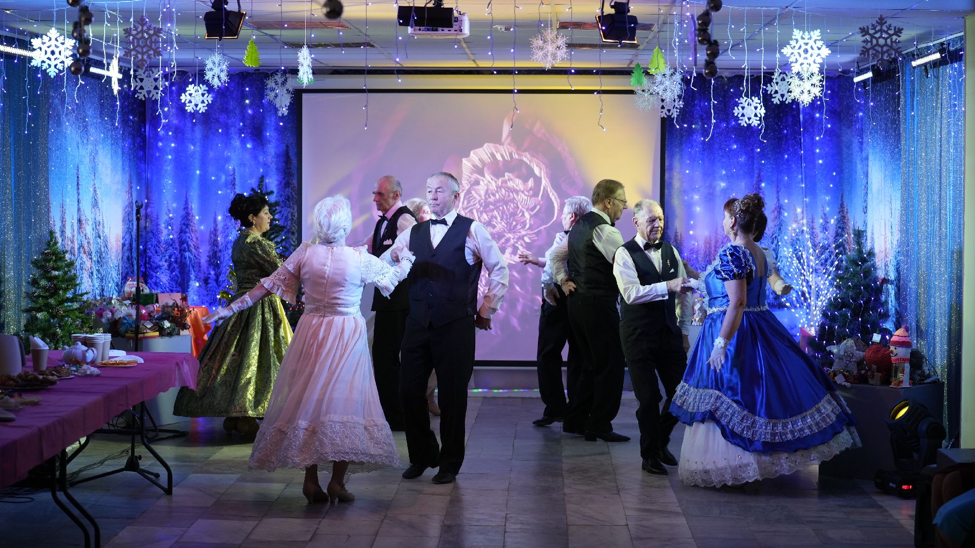 вертикалка, активное долголетие, вальс,