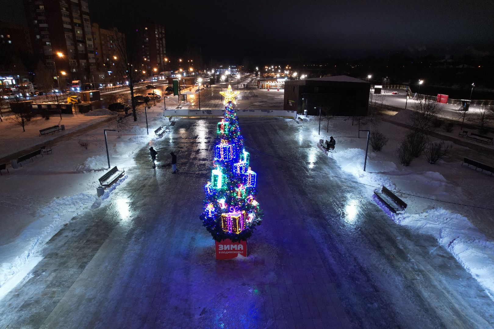 видео с коптера, каток, ёлка,