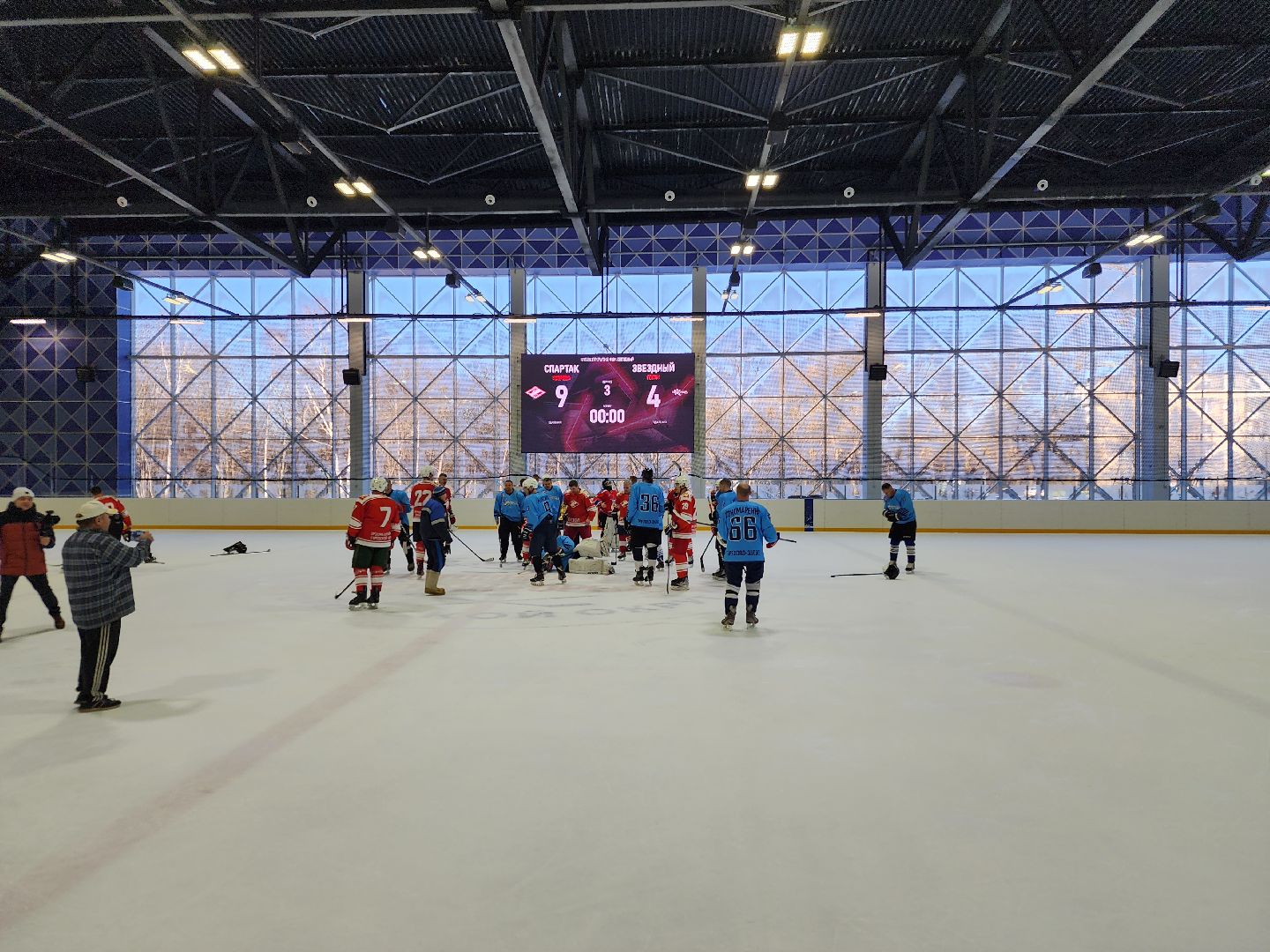 вертикалки, ледовая арена, орехово зуево, хоккей,