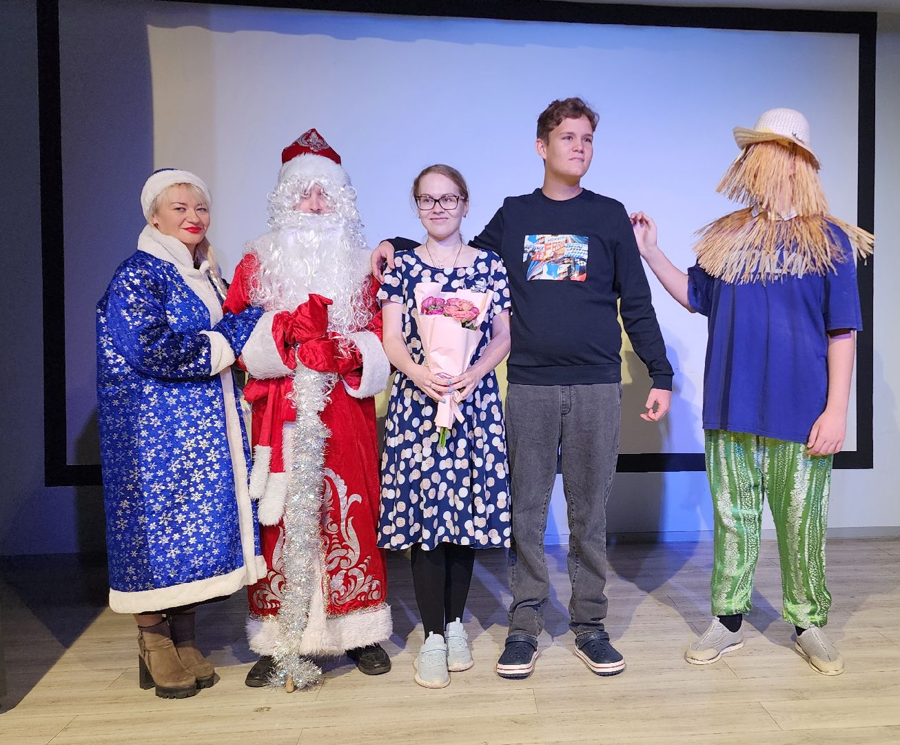 Домодедово, Подмосковье, Спектакль, дети с овз, Дети инвалиды, Дорогою добра, Волонтеры Подмосковья, вертикалки,