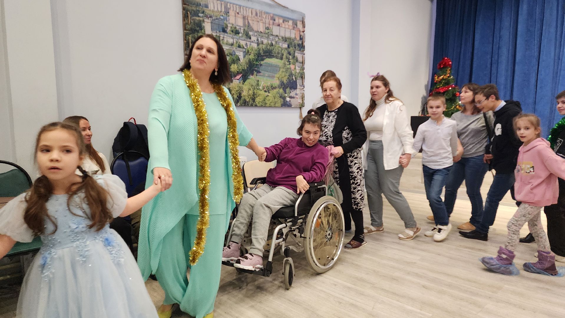 Домодедово, Подмосковье, Спектакль, дети с овз, Дети инвалиды, Дорогою добра, Волонтеры Подмосковья, вертикалки,