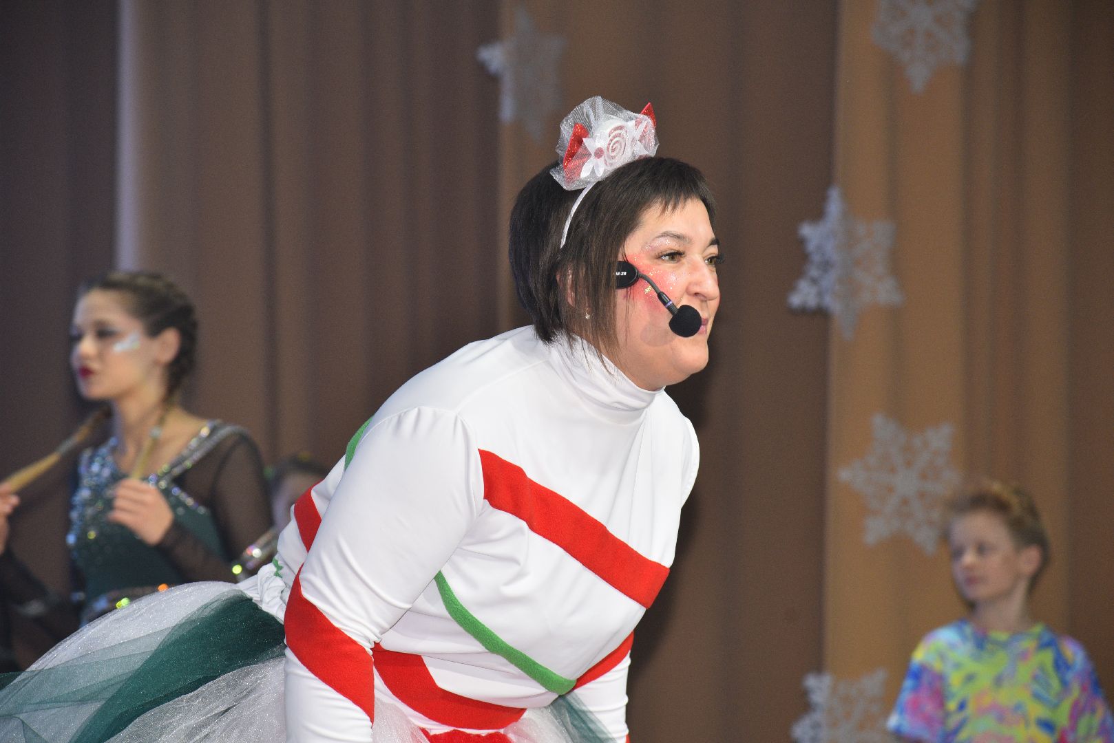 лотошино, лотошинский цдк, елка главы, новый год, дети, вертикалки,