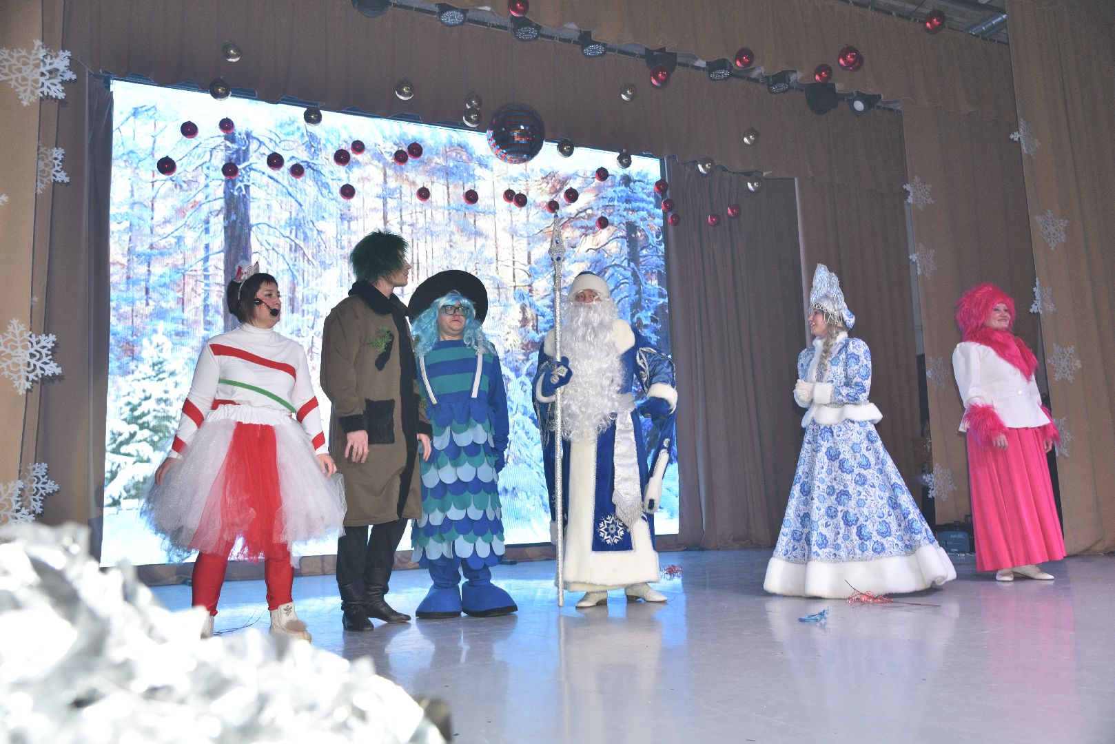 лотошино, лотошинский цдк, елка главы, новый год, дети, вертикалки,