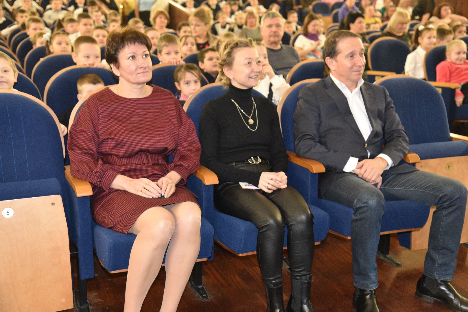 лотошино, лотошинский цдк, елка главы, новый год, дети, вертикалки,