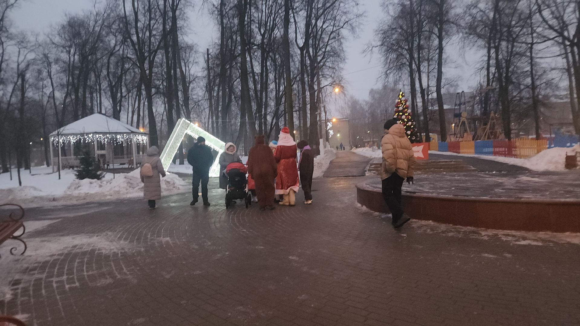 Павловский Посад, Городской округ Павловский Посад, Люди, Жители, Новый год, Дед Мороз, вертикалки,