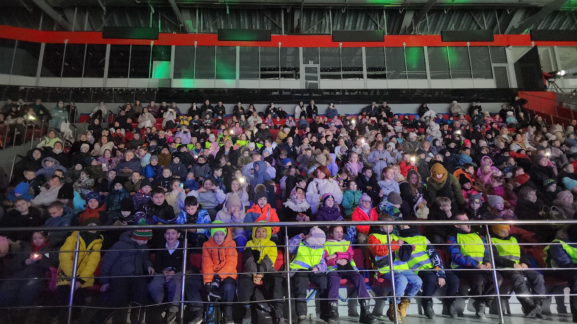 ёлка, новый год, новогоднее настроение, новогодняя елка, елка главы, лед, ледовое шоу,