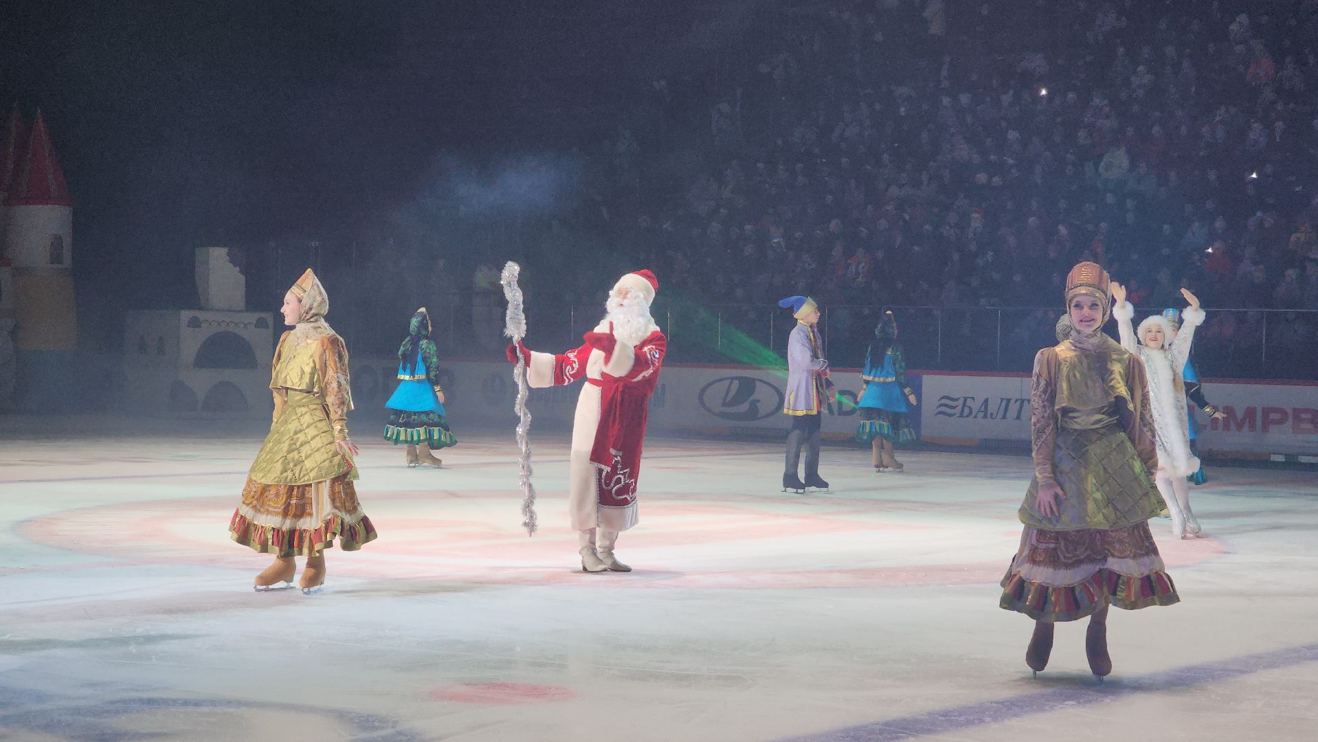 ёлка, новый год, новогоднее настроение, новогодняя елка, елка главы, лед, ледовое шоу,