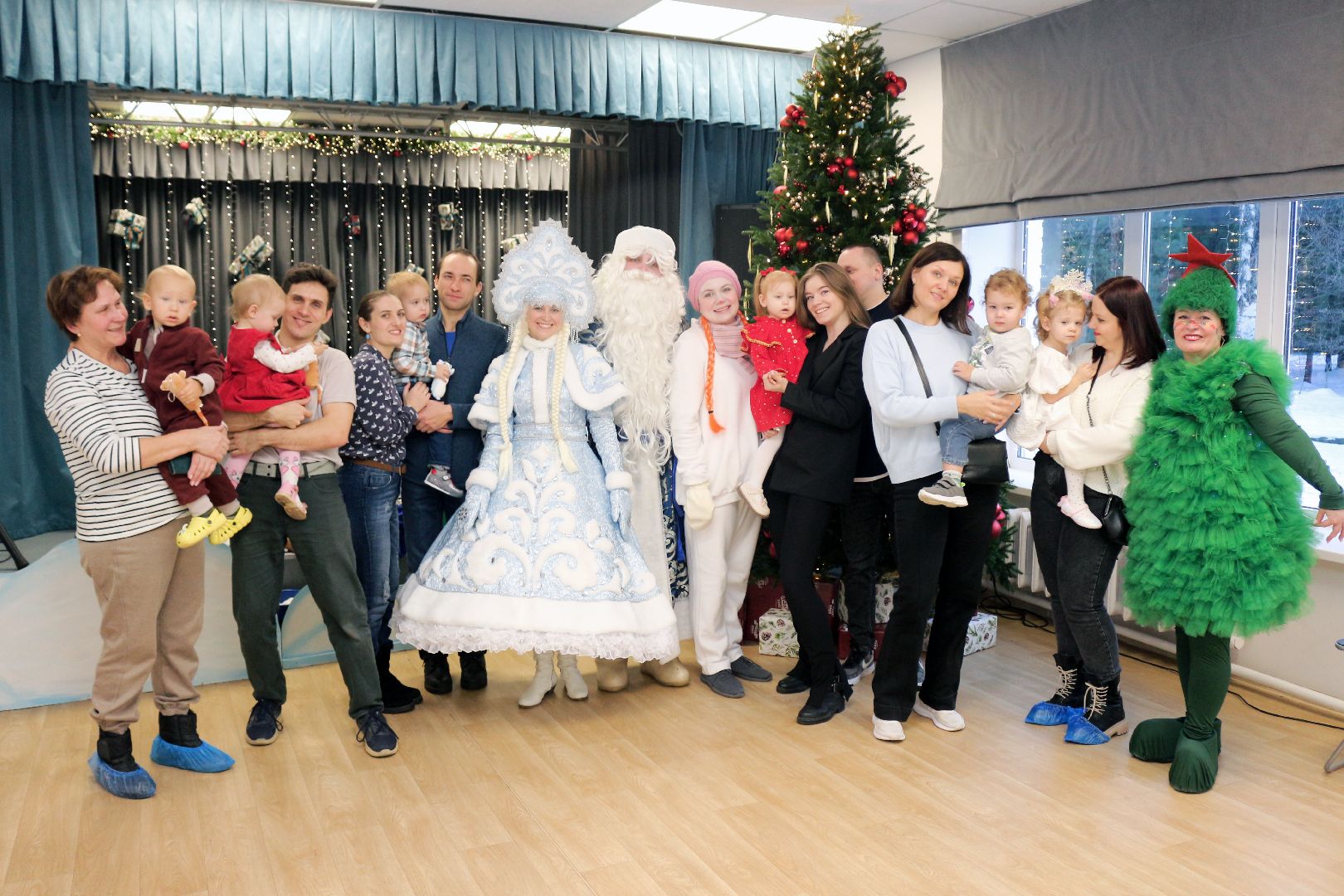 Черноголовка, Новогодняя елка, Детский праздник, вертикалки